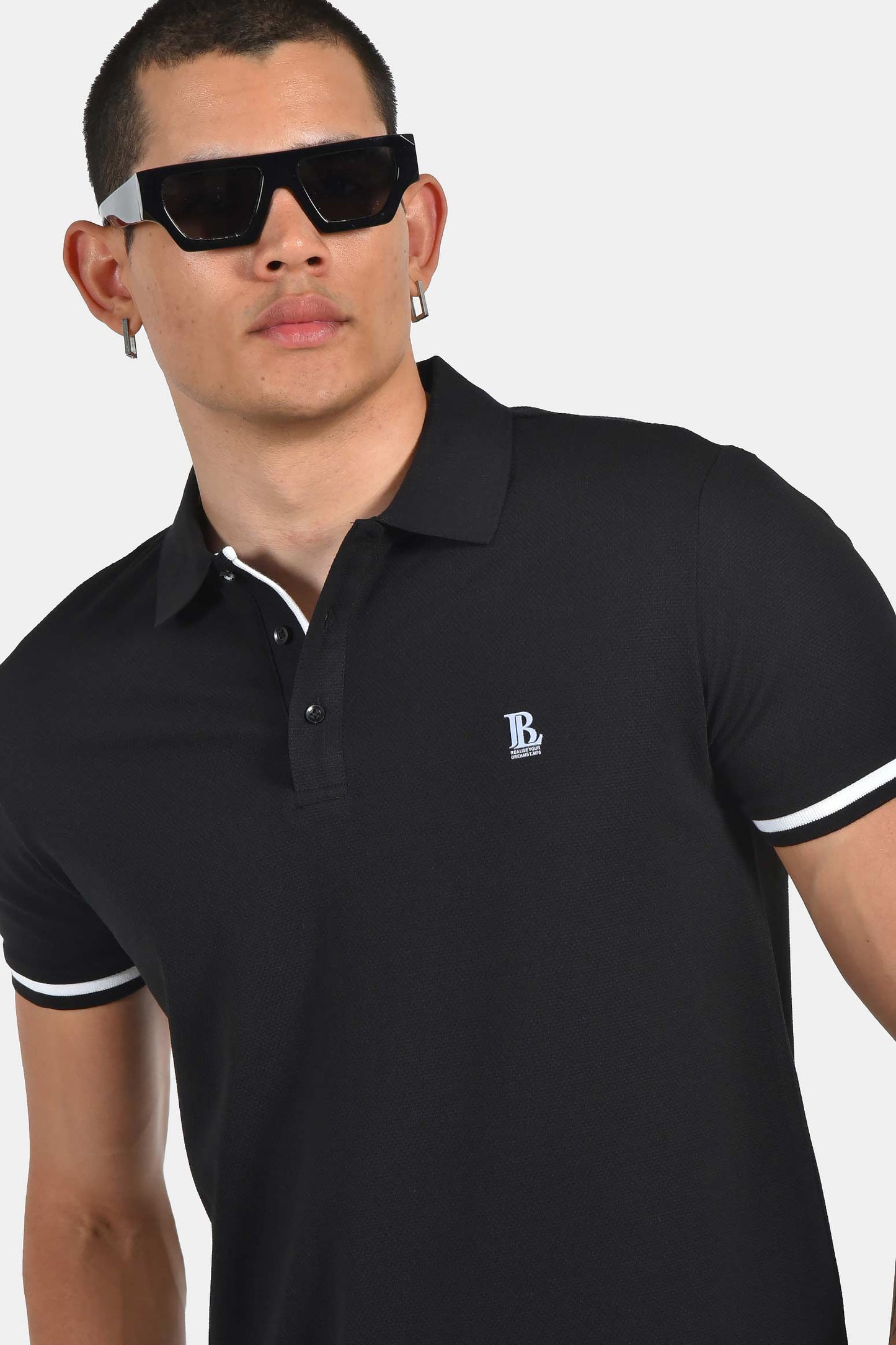 ανδρική-μπλούζα-polo-normal-fit-με-contrast-μανίκια-σταθερή-εφαρμογή-&-άνεση