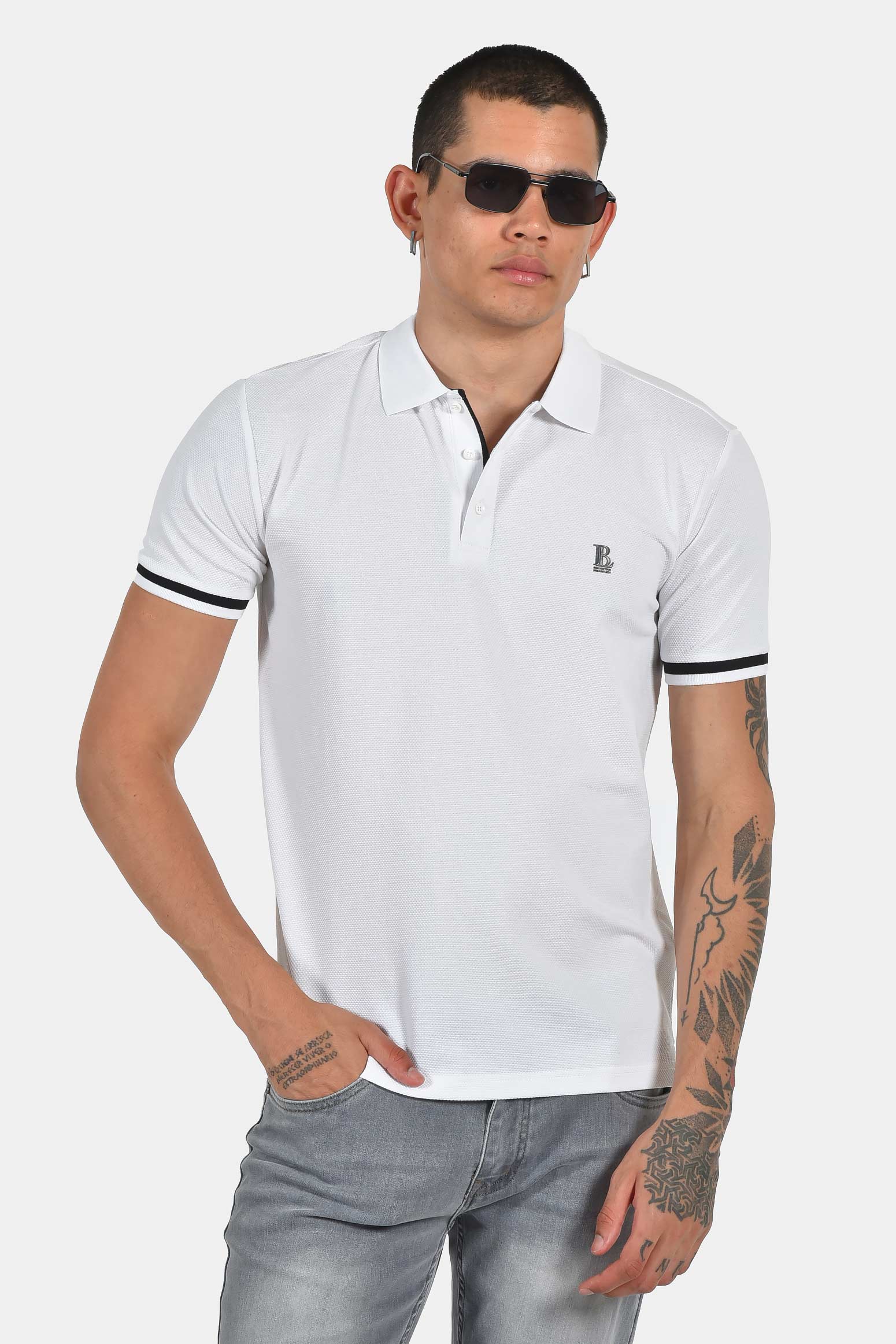 ανδρική-μπλούζα-polo-normal-fit-με-contrast-μανίκια-σταθερή-εφαρμογή-&-άνεση