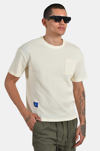 ανδρικό-t-shirt-normal-fit-με-ανάγλυφη-υφή-&-τσέπη-ελαστική-άνεση