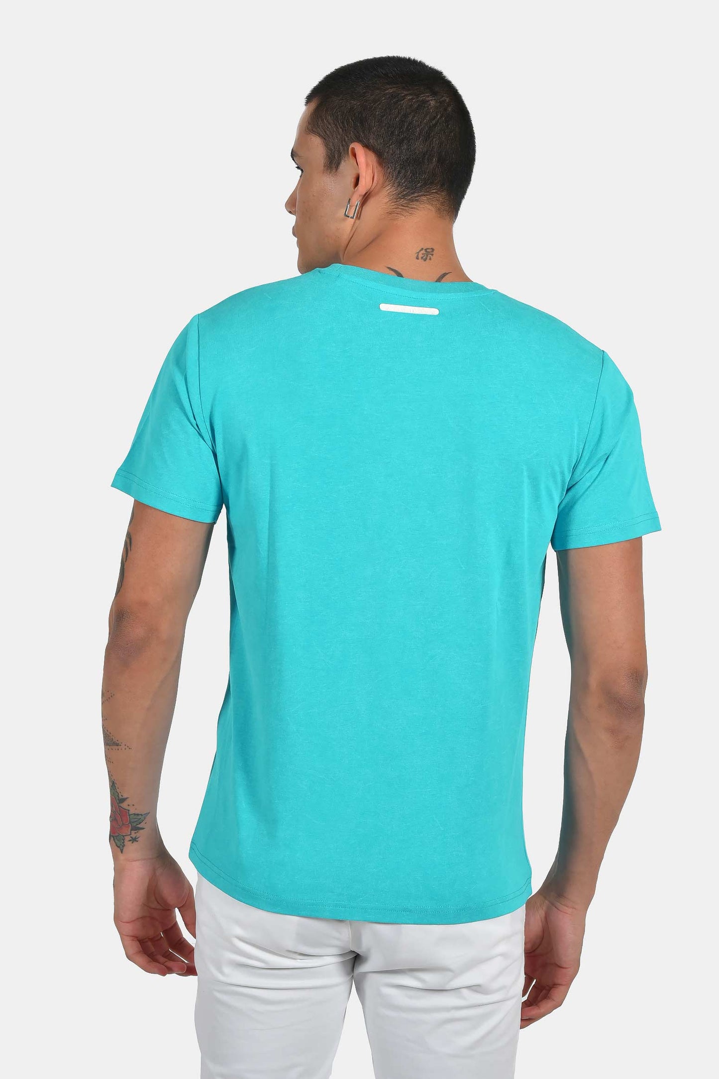 ανδρικό-t-shirt-normal-fit-100%-βαμβακερό-με-διακριτικό-λογότυπο-στήθους