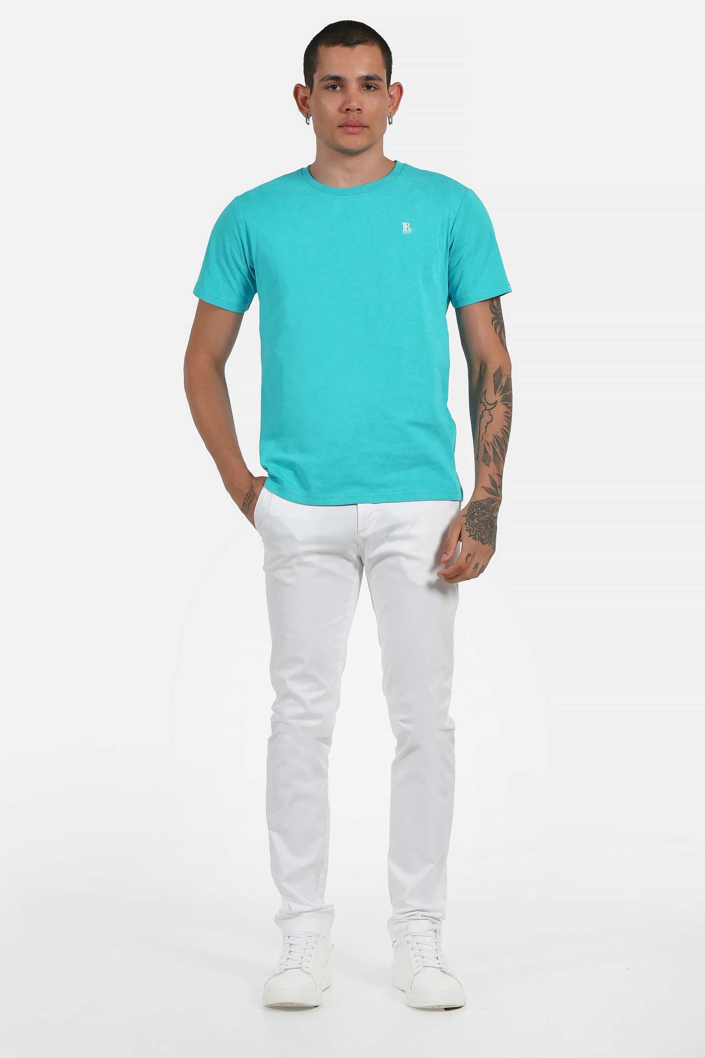ανδρικό-t-shirt-normal-fit-100%-βαμβακερό-με-διακριτικό-λογότυπο-στήθους