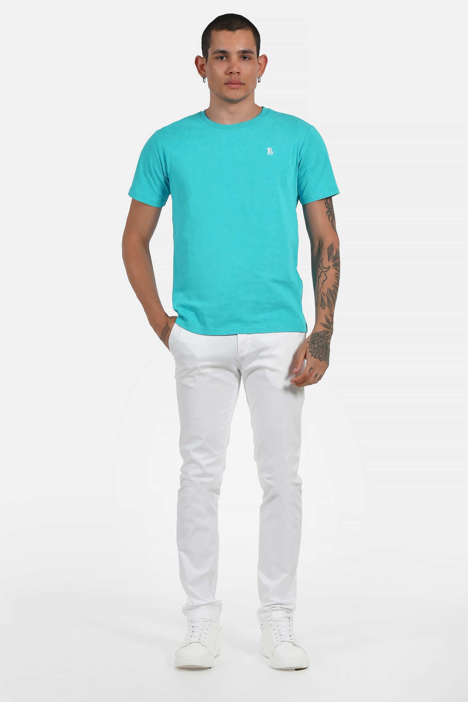 ανδρικό-t-shirt-normal-fit-100%-βαμβακερό-με-διακριτικό-λογότυπο-στήθους