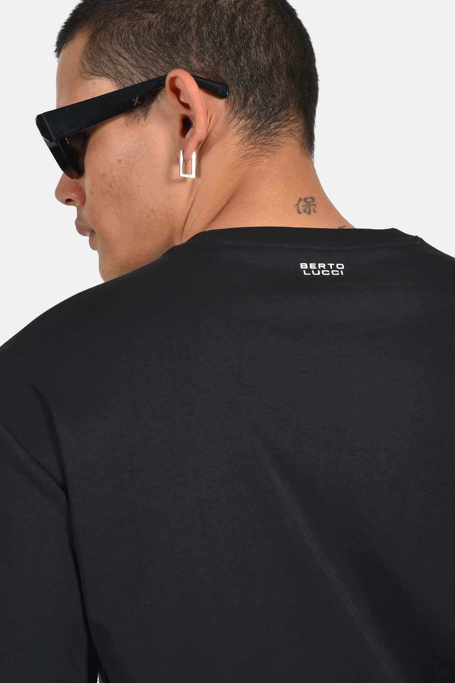 ανδρικό-t-shirt-normal-fit-με-τύπωμα-“focus”-&-ελαστική-σύνθεση