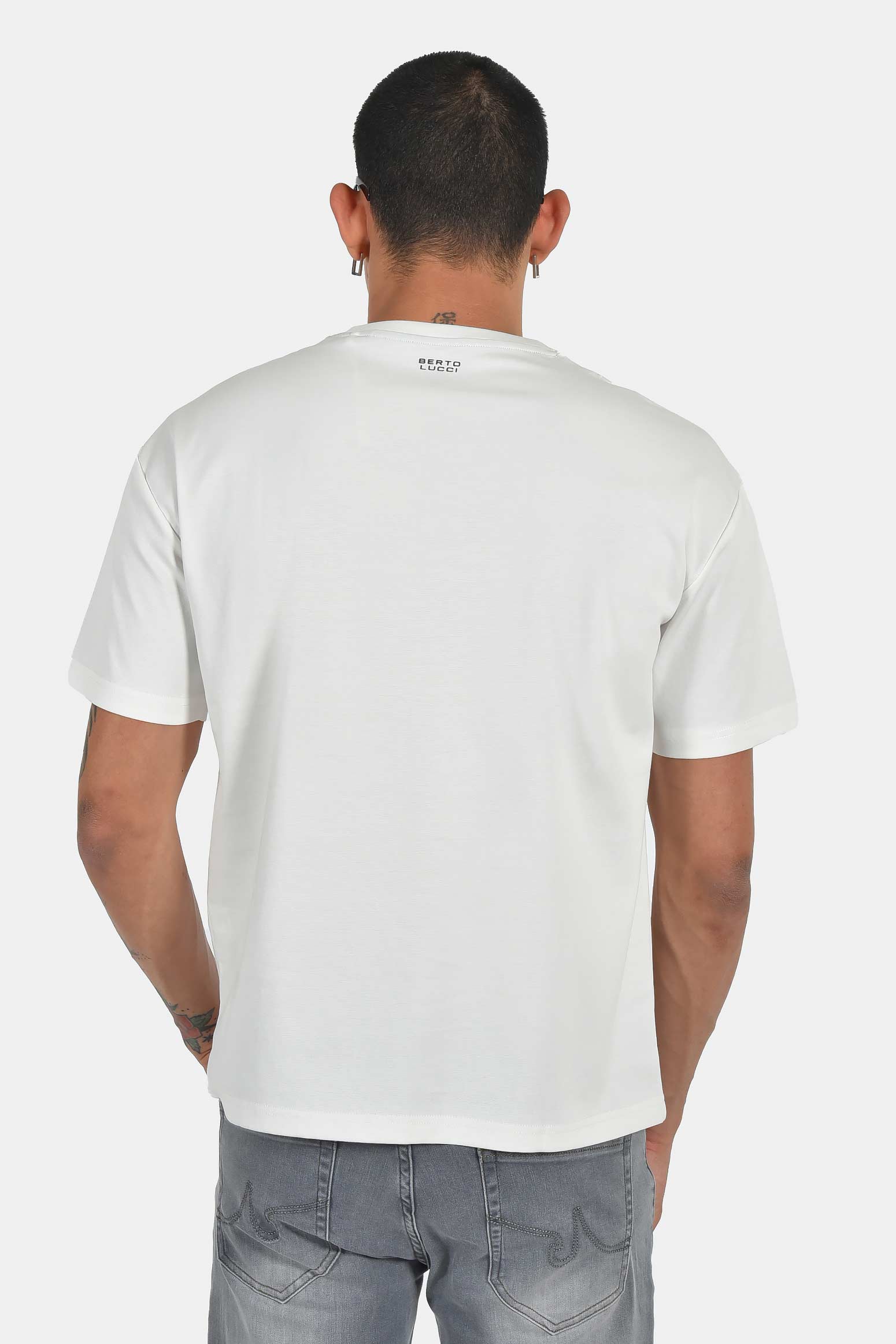 ανδρικό-t-shirt-normal-fit-με-τύπωμα-“focus”-&-ελαστική-σύνθεση