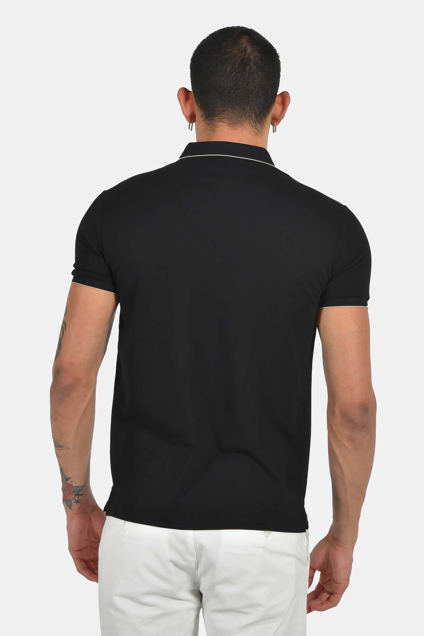 ανδρική-μπλούζα-polo-normal-fit-με-αντίθεση-στην-πατιλέτα-&-κέντημα-στήθους