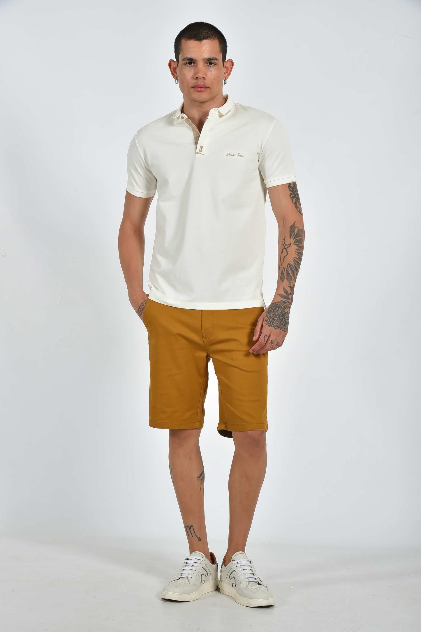 ανδρική-μπλούζα-polo-normal-fit-με-αντίθεση-στην-πατιλέτα-&-κέντημα-στήθους