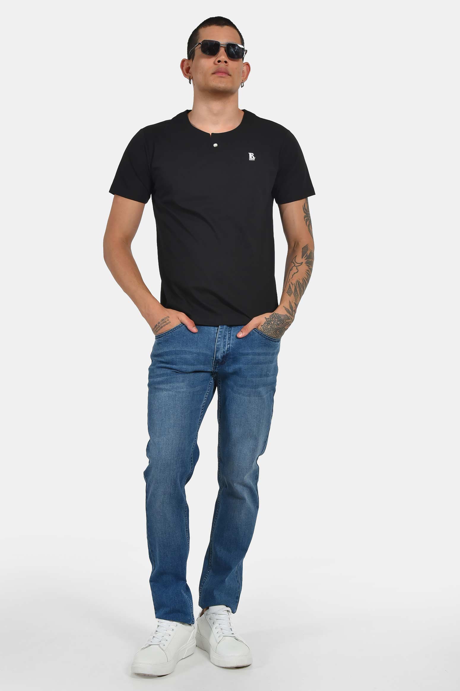 ανδρικό-t-shirt-normal-fit-με-κουμπί-λαιμόκοψης-απαλή-&-σταθερή-εφαρμογή