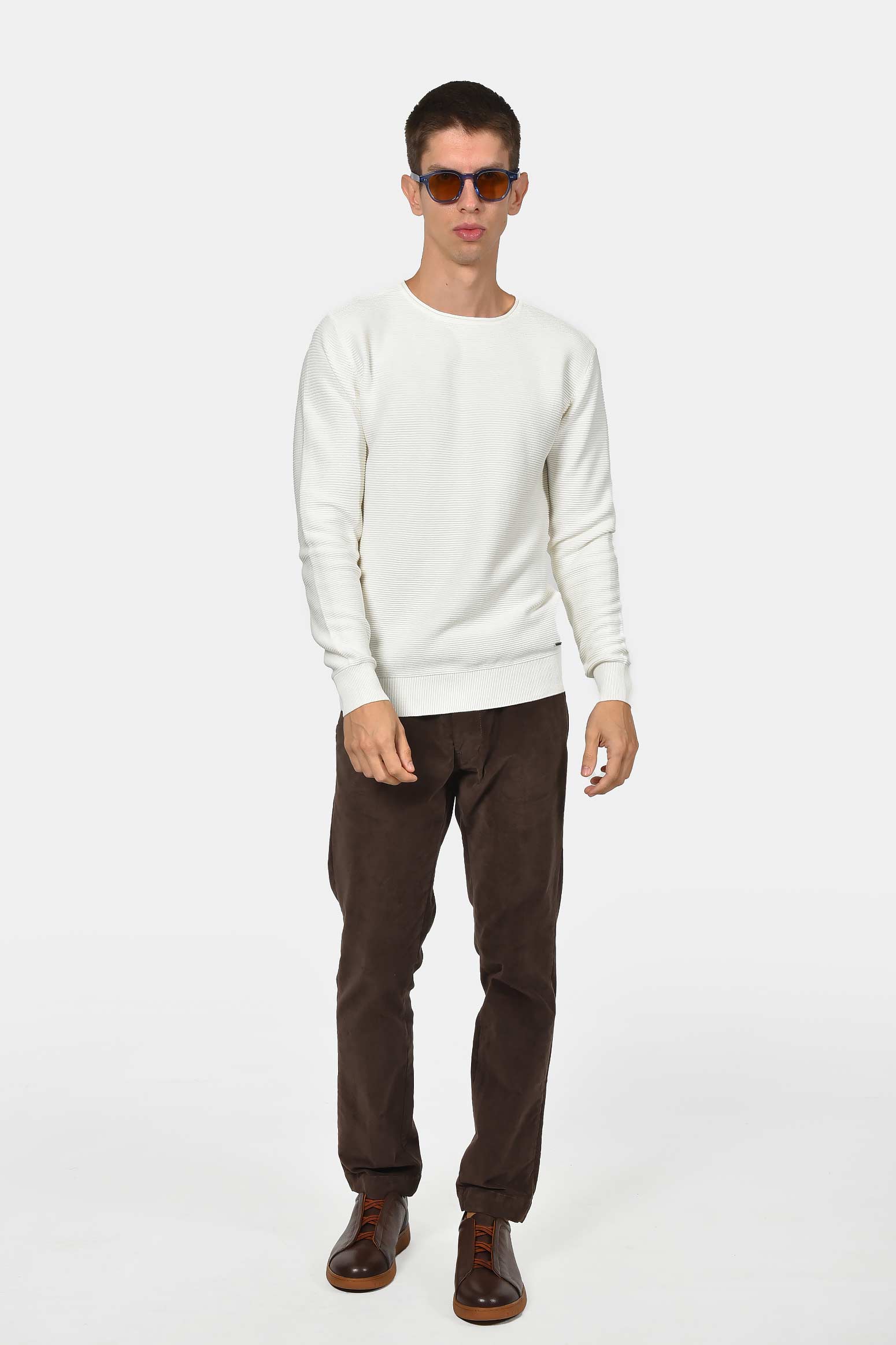 ανδρικό-βαμβακερό-πουλόβερ-stone-wash-με-ανάγλυφο-ριγέ-σχέδιο