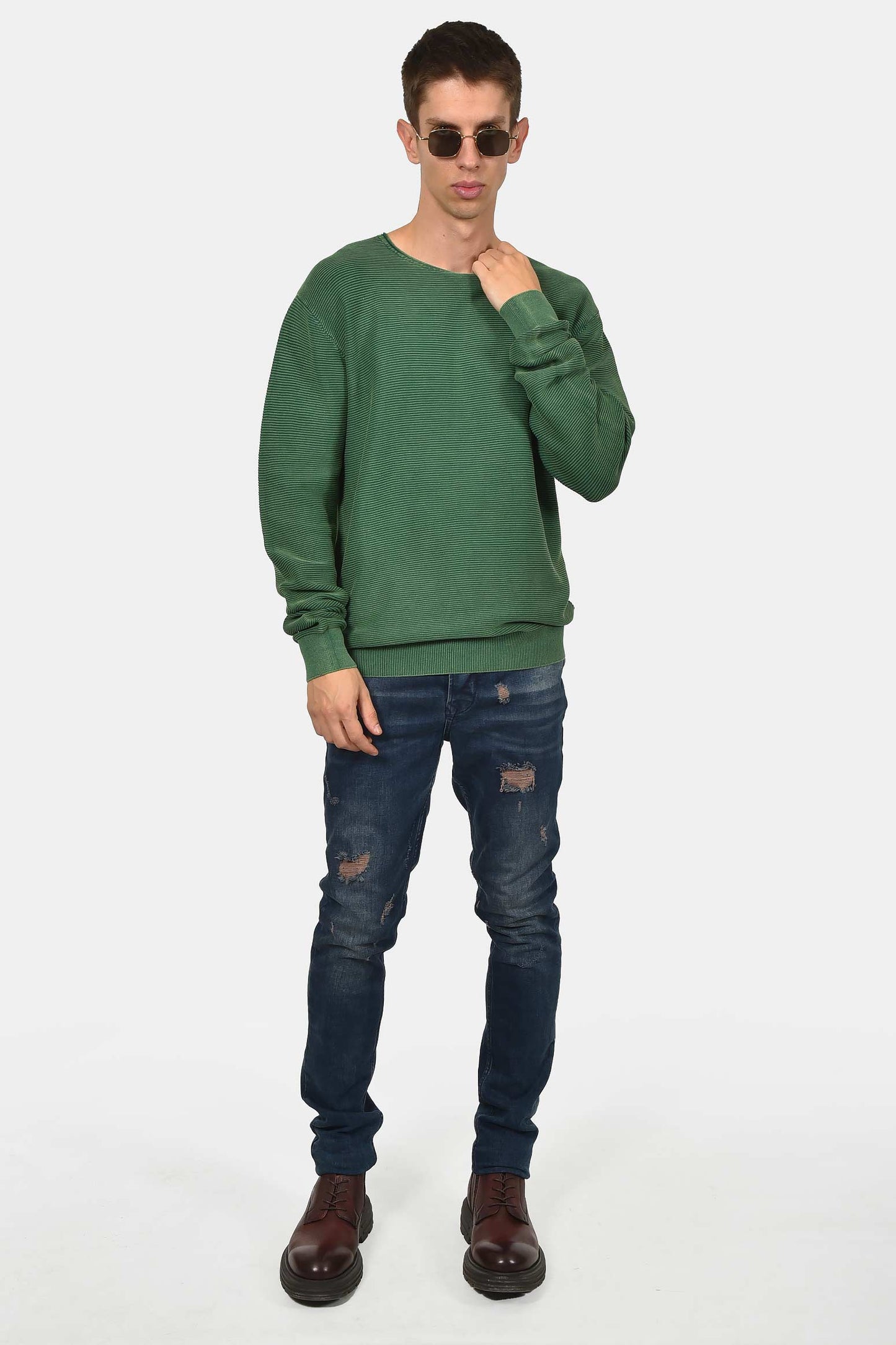 ανδρικό-βαμβακερό-πουλόβερ-stone-wash-με-ανάγλυφο-ριγέ-σχέδιο