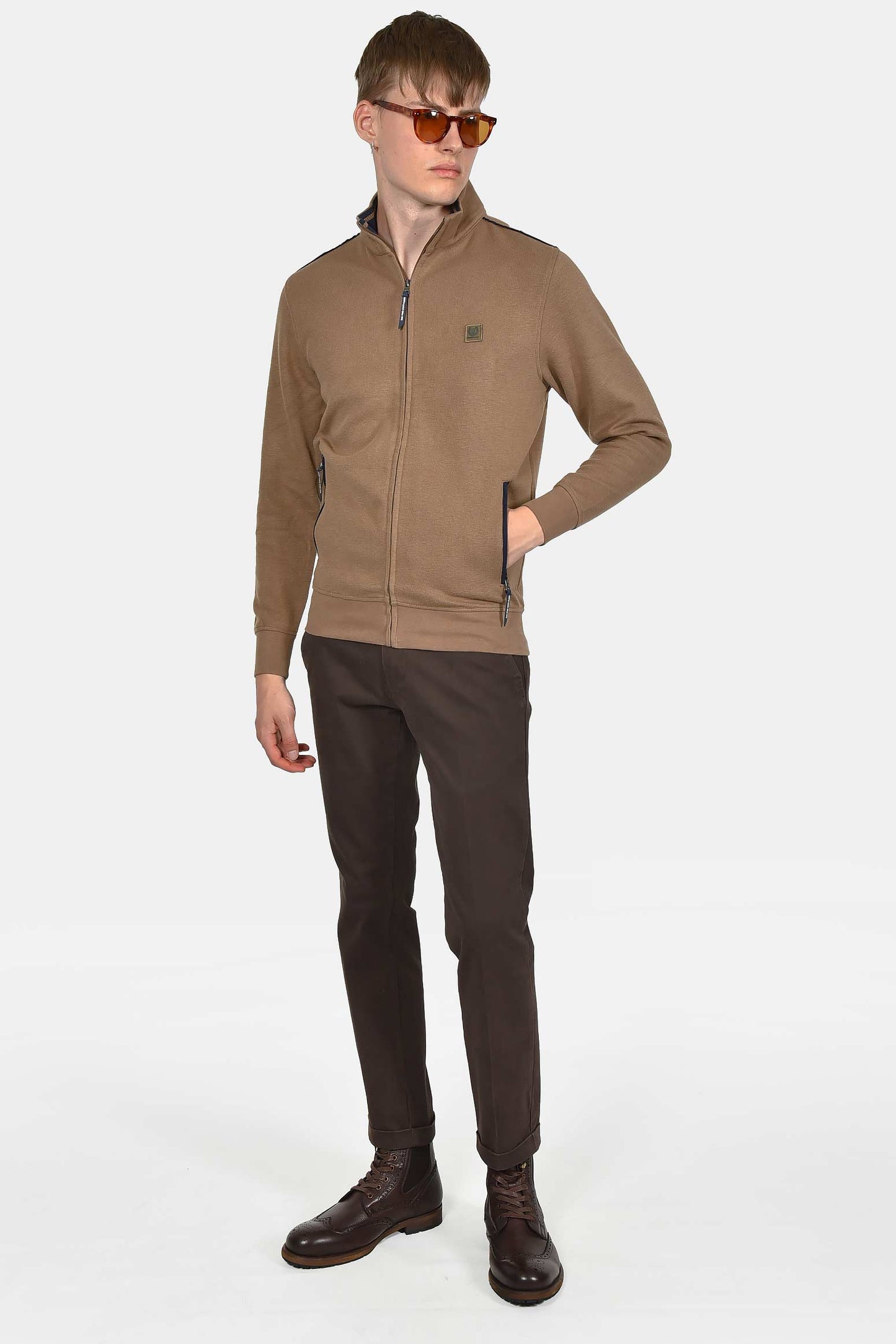 ανδρική-ζακέτα-φούτερ-normal-fit-με-φερμουάρ-και-πλαϊνές-τσέπες