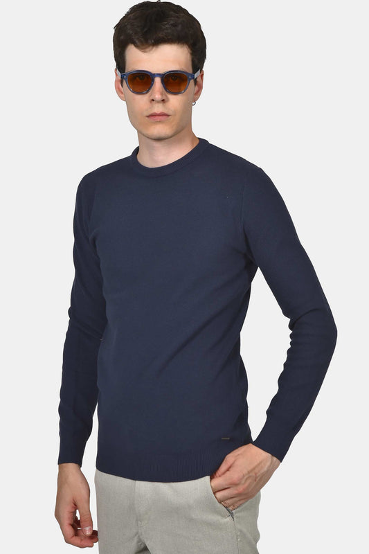 ανδρικό-πουλόβερ-normal-fit-με-στρογγυλή-λαιμόκοψη