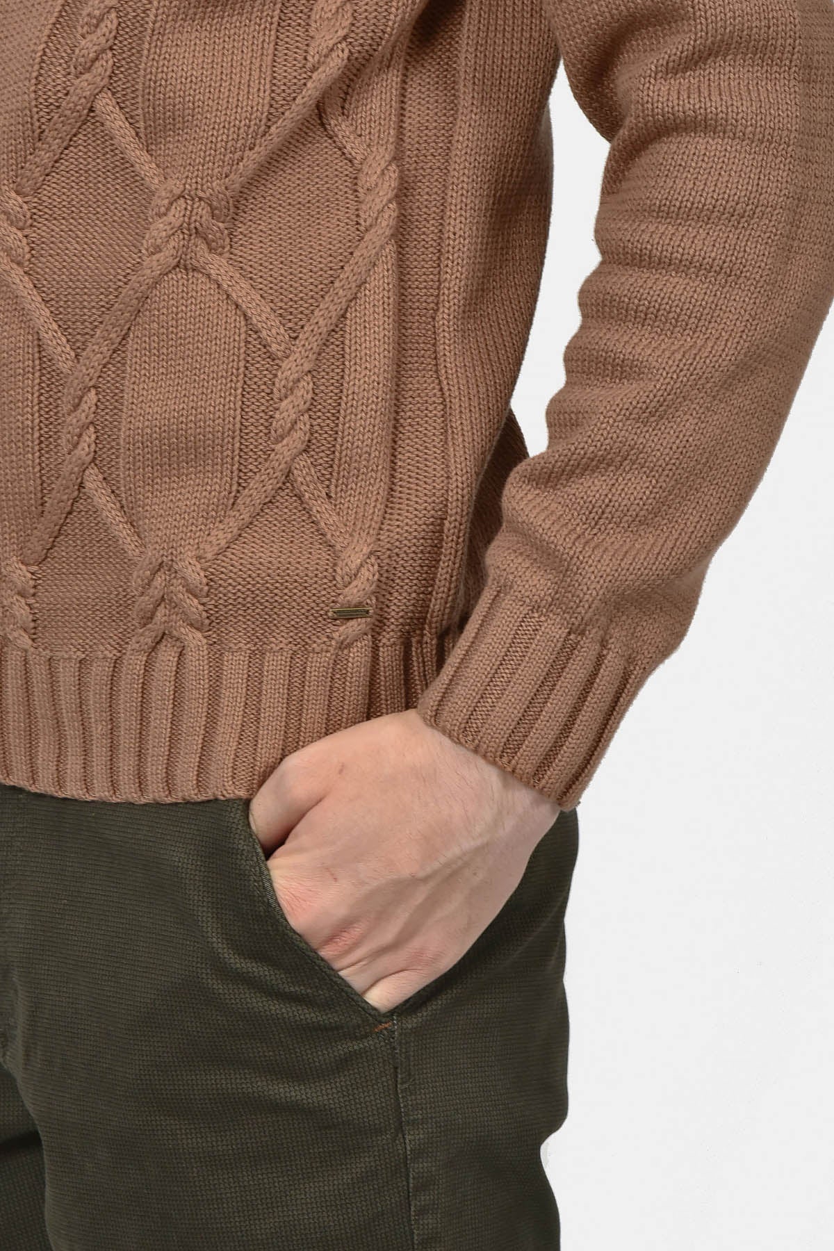 ανδρικό-βαμβακερό-ζιβάγκο-με-σχέδιο-πλεξούδα