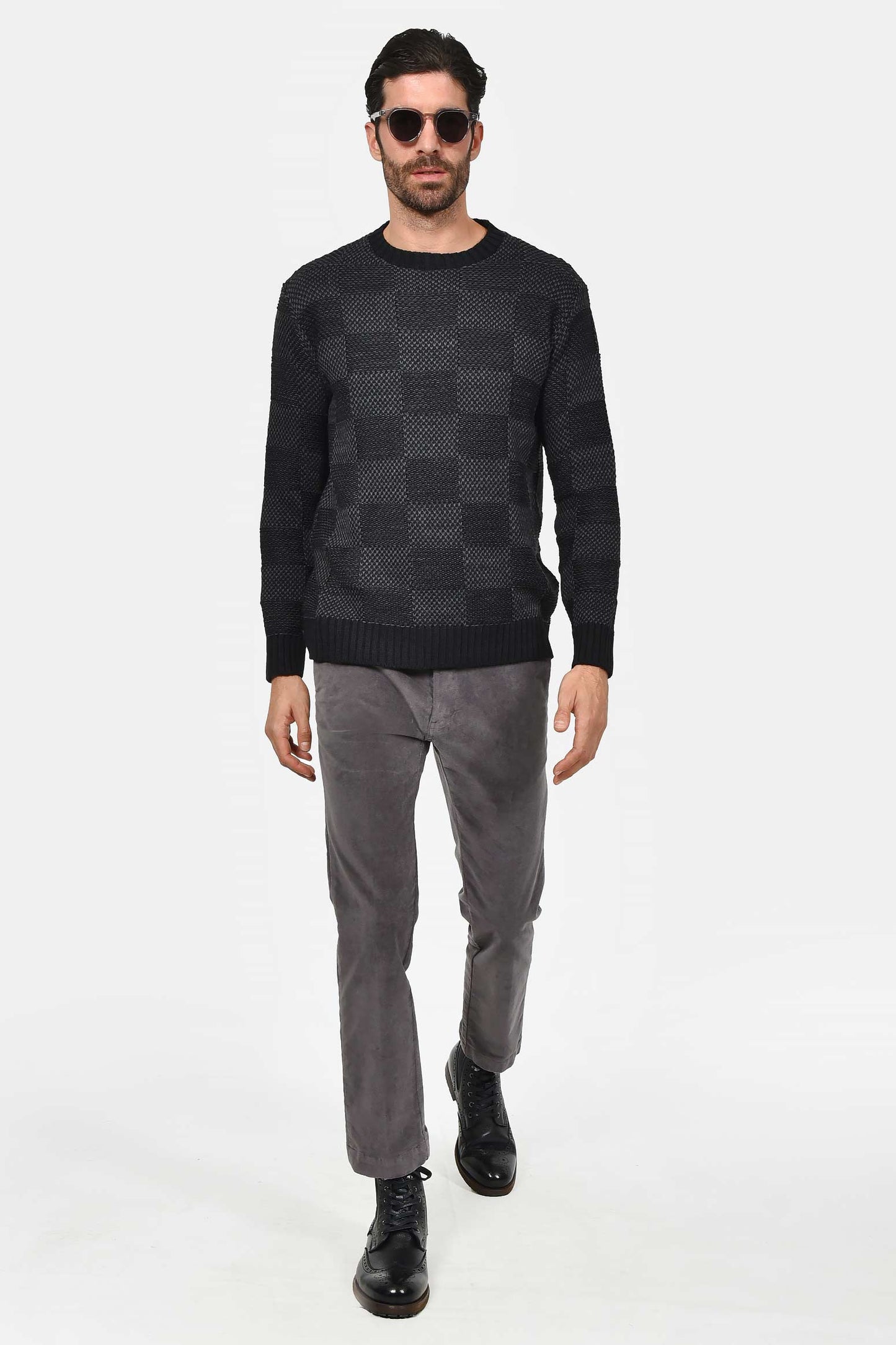 ανδρικό-πουλόβερ-με-σχέδιο-σκακιέρα