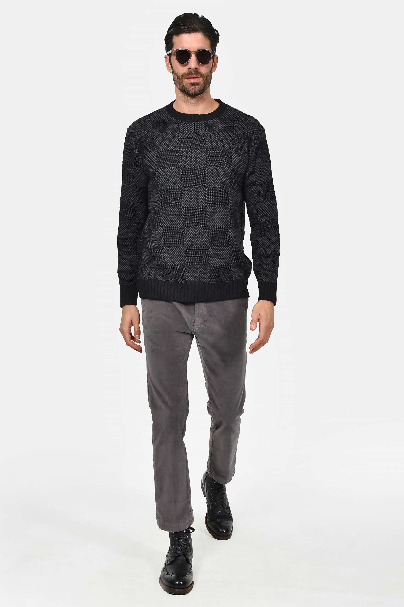 ανδρικό-πουλόβερ-με-σχέδιο-σκακιέρα