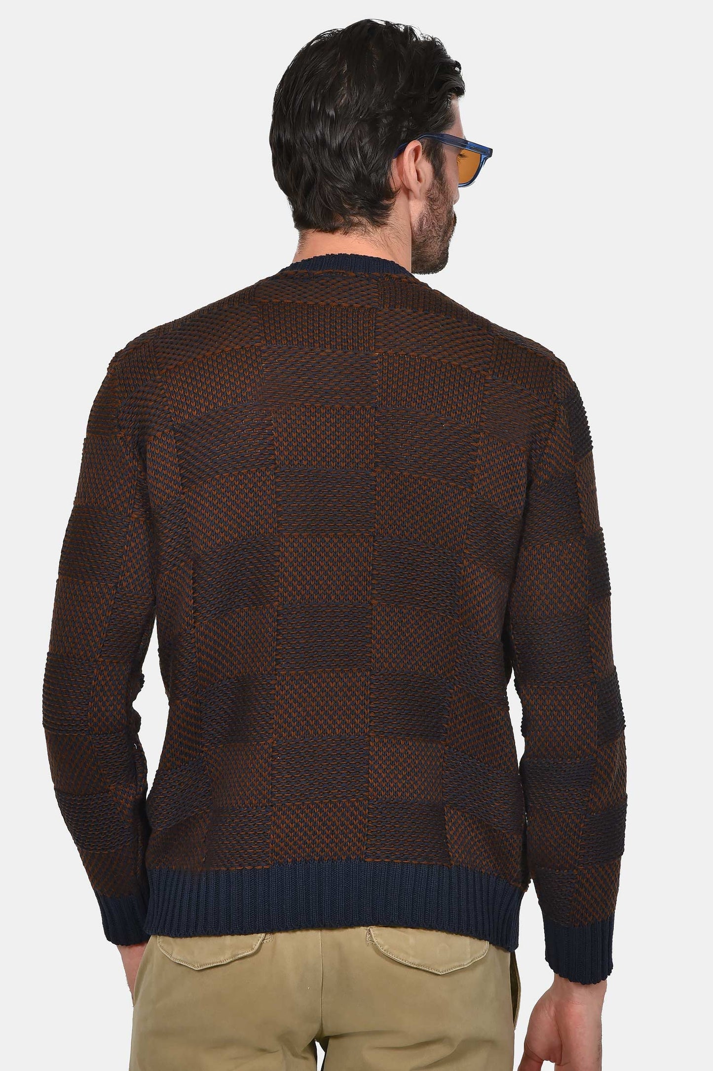 ανδρικό-πουλόβερ-με-σχέδιο-σκακιέρα