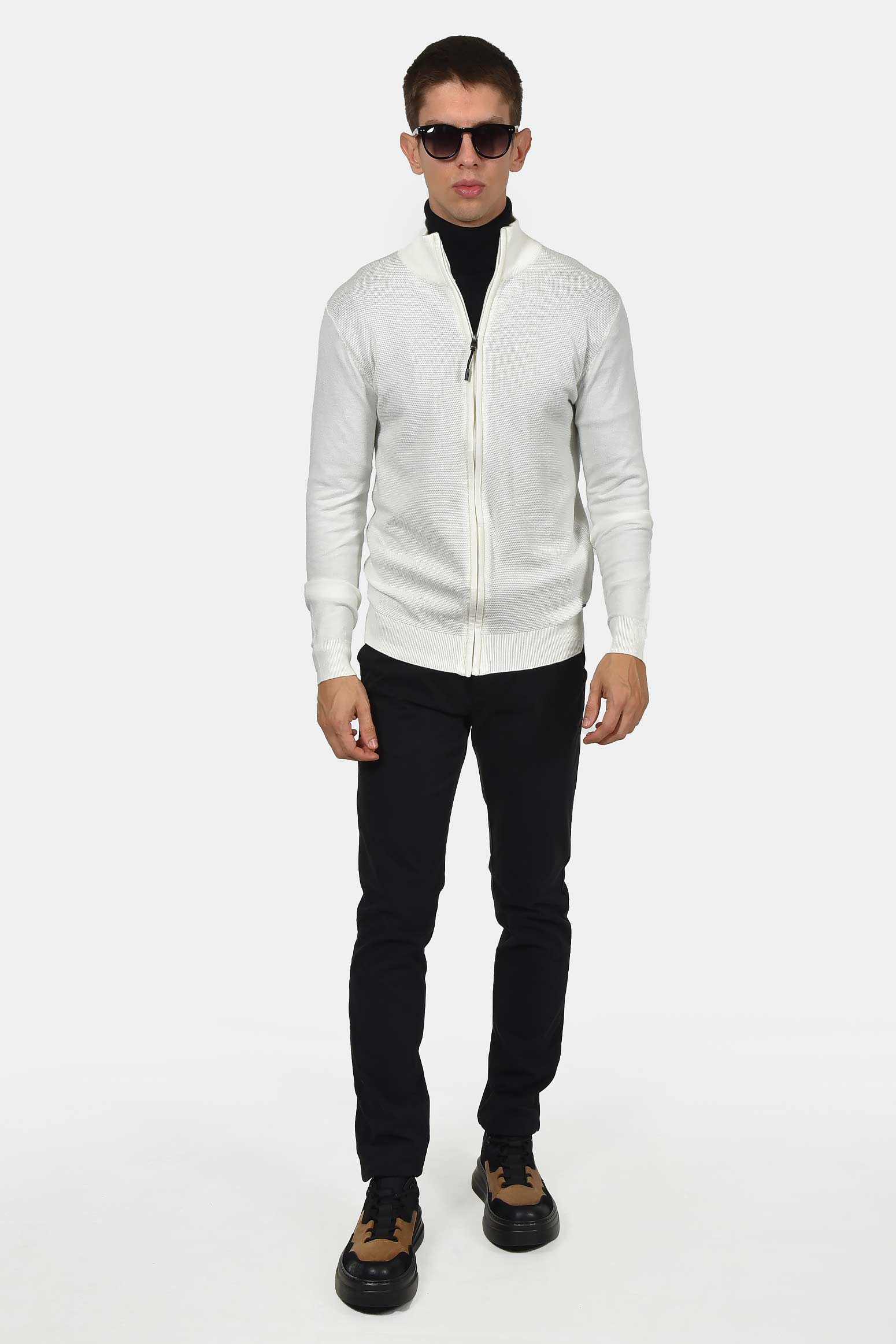 ανδρική-βαμβακερή-ζακέτα-με-φερμουάρ-και-πλαϊνές-τσέπες