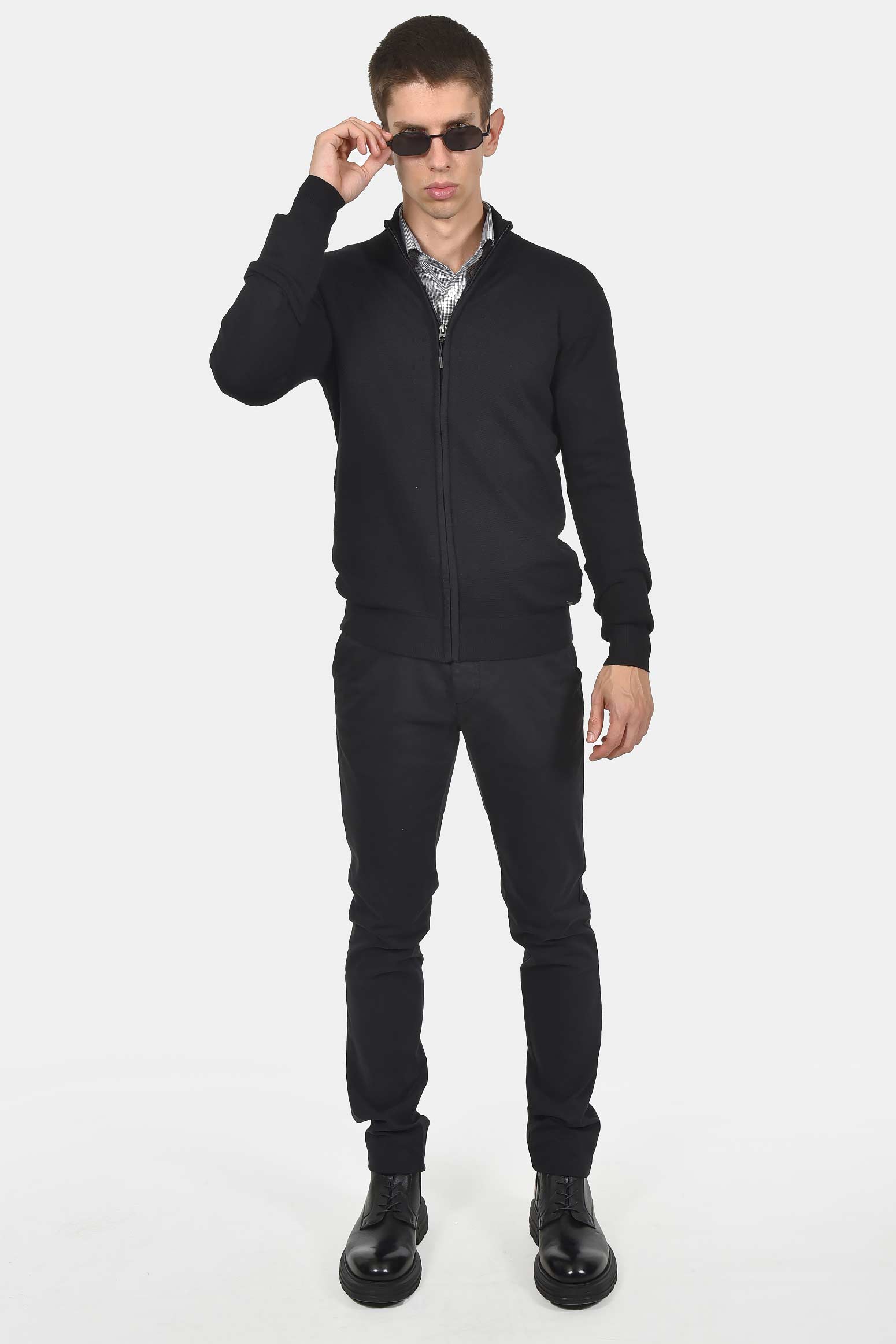 ανδρική-βαμβακερή-ζακέτα-με-φερμουάρ-και-πλαϊνές-τσέπες