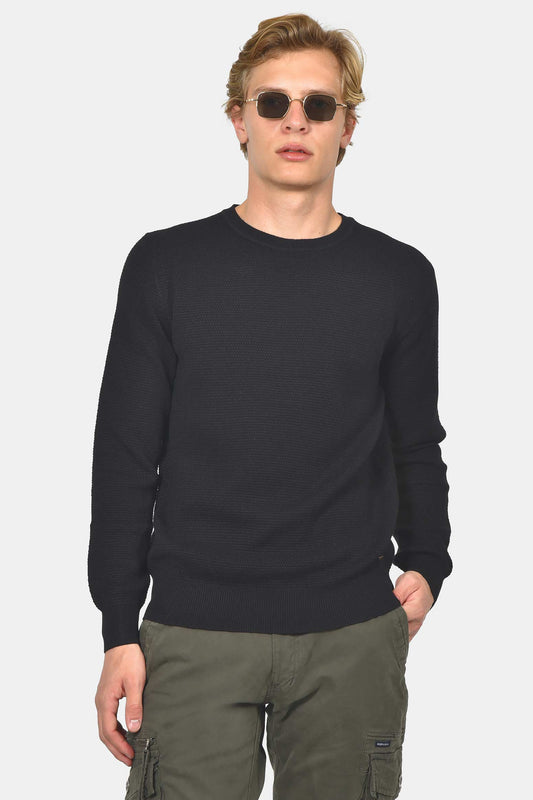 ανδρικό-βαμβακερό-πουλόβερ-σε-normal-fit