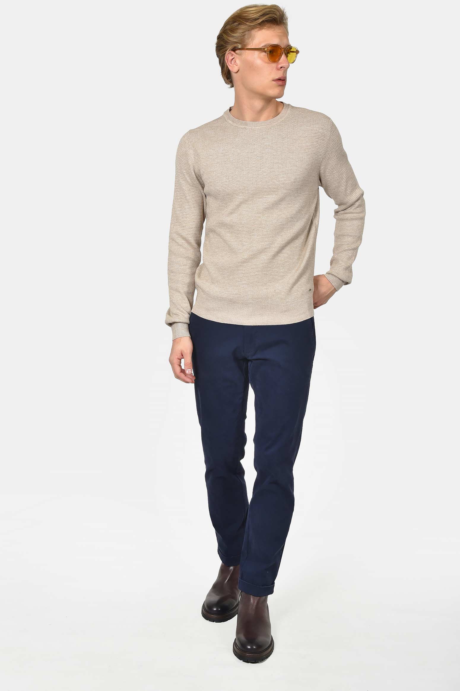 ανδρικό-βαμβακερό-πουλόβερ-σε-normal-fit