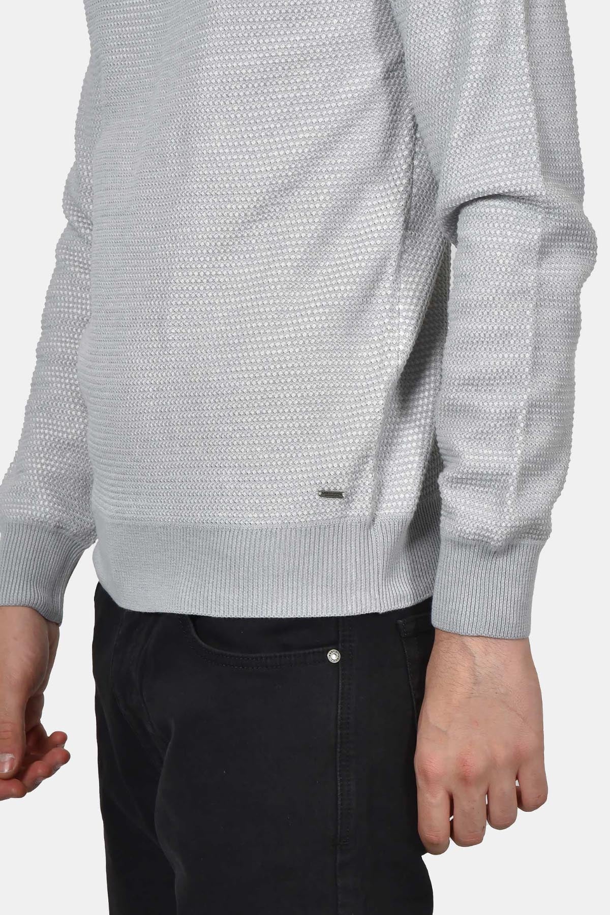 ανδρικό-πουλόβερ-normal-fit-με-ανάγλυφη-πλέξη