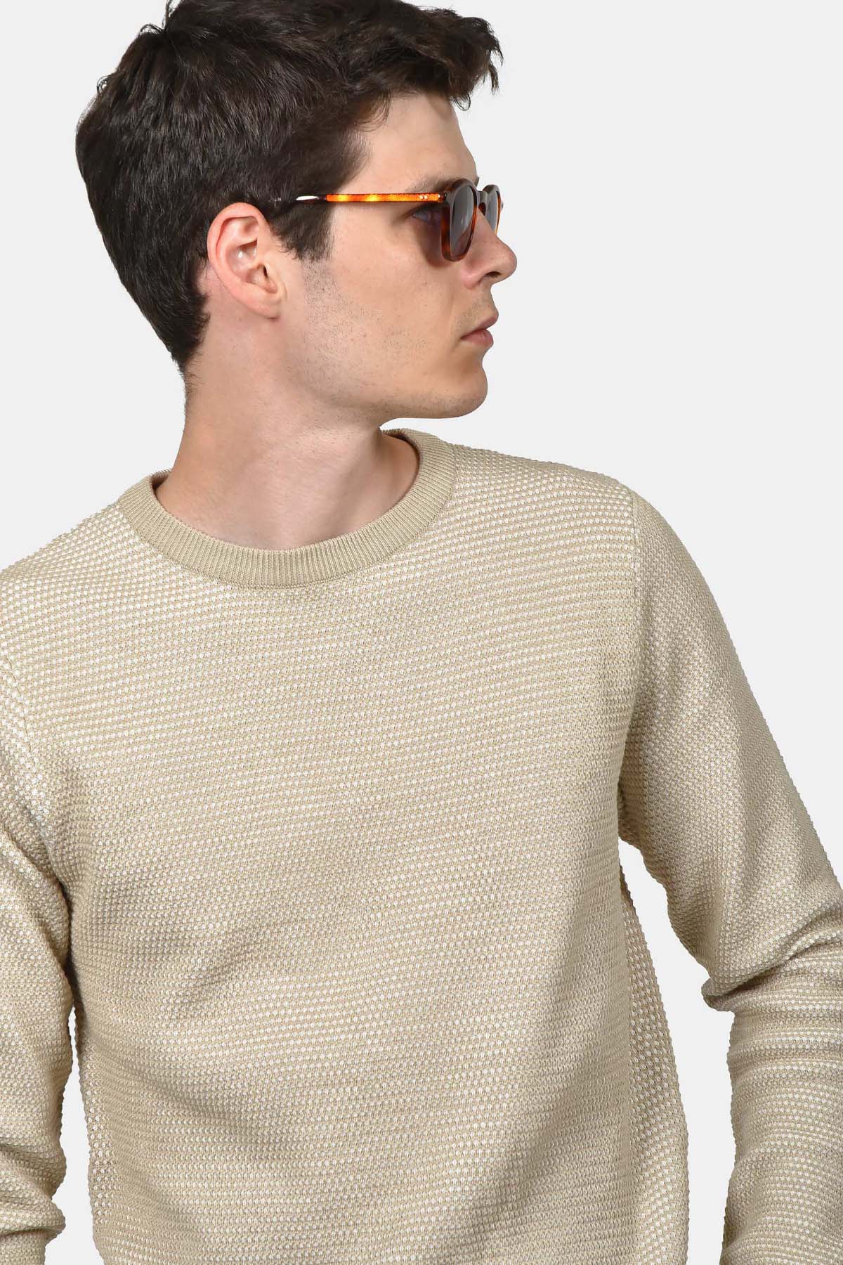 ανδρικό-πουλόβερ-normal-fit-με-ανάγλυφη-πλέξη