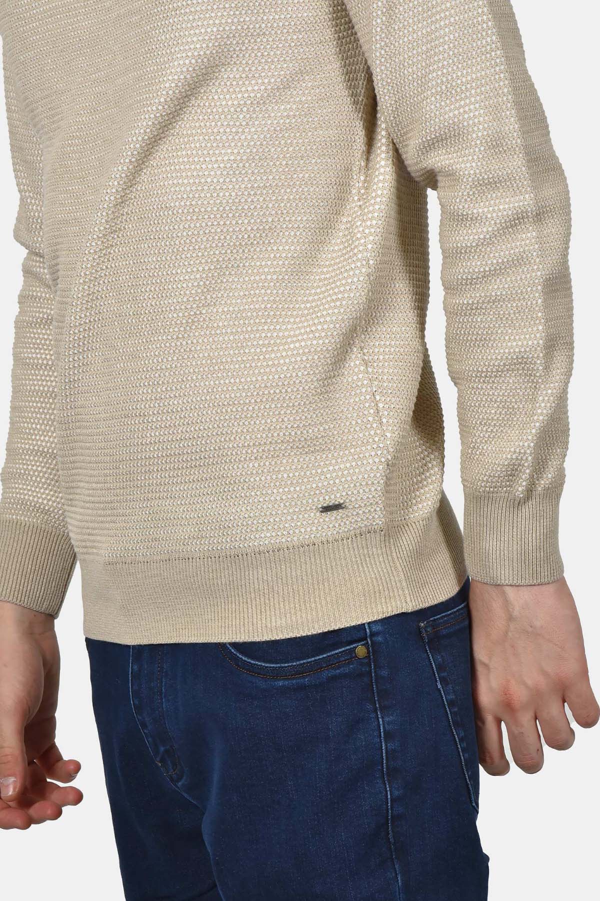 ανδρικό-πουλόβερ-normal-fit-με-ανάγλυφη-πλέξη