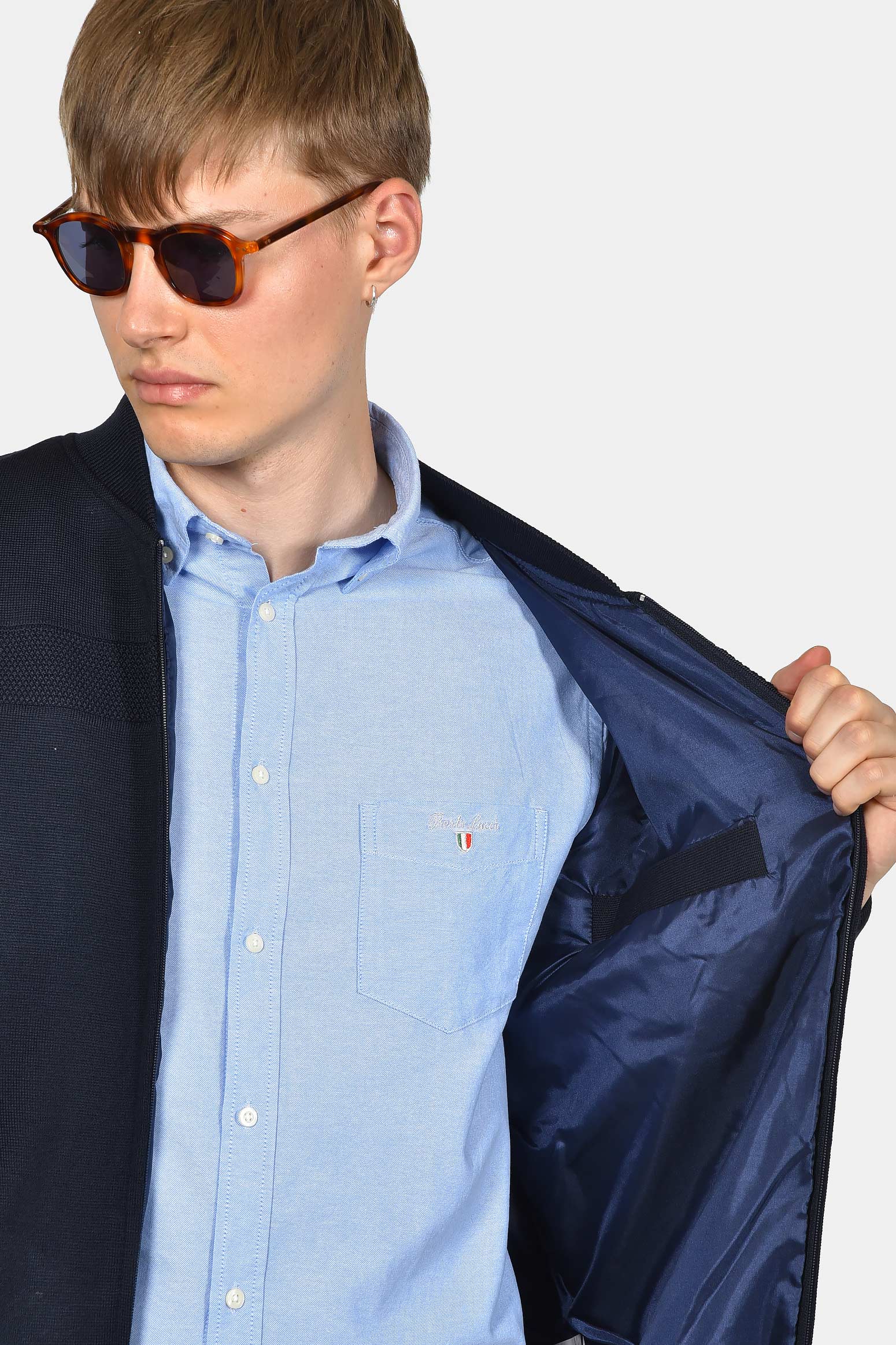 ανδρική-πλεκτή-ζακέτα-normal-fit-με-τσέπες-και-φερμουάρ