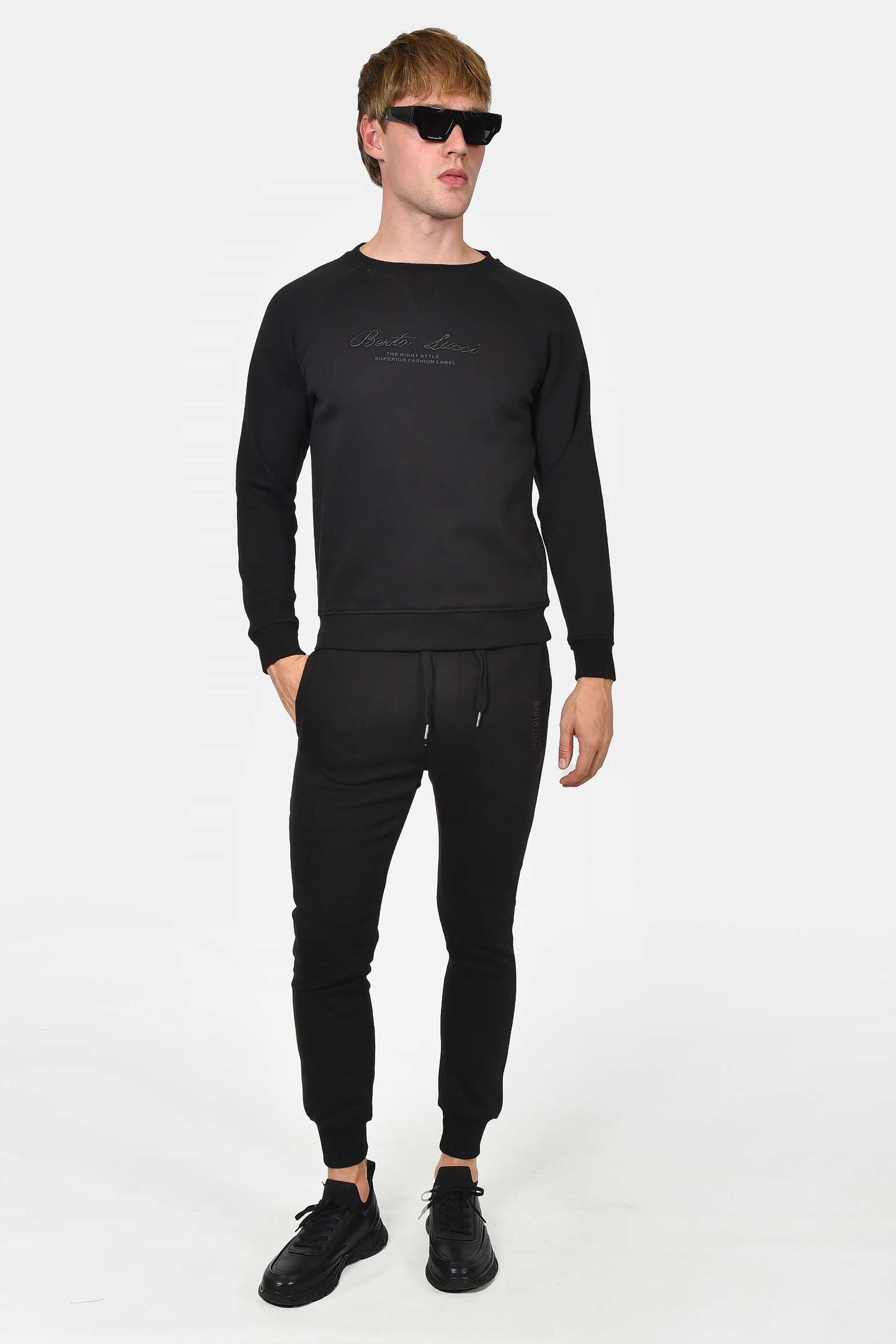 ανδρικό-φούτερ-με-κέντημα-berto-lucci