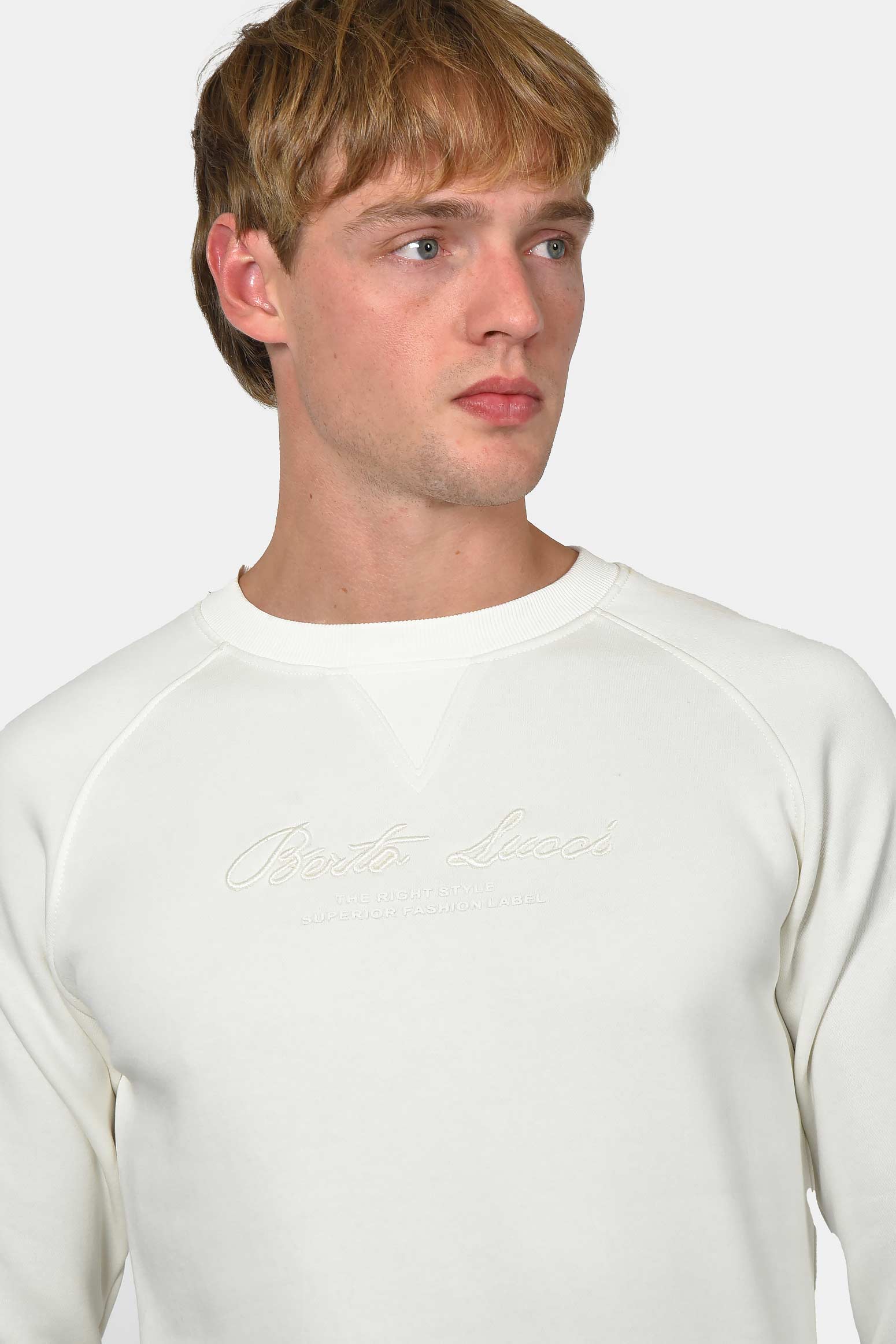 ανδρικό-φούτερ-με-κέντημα-berto-lucci