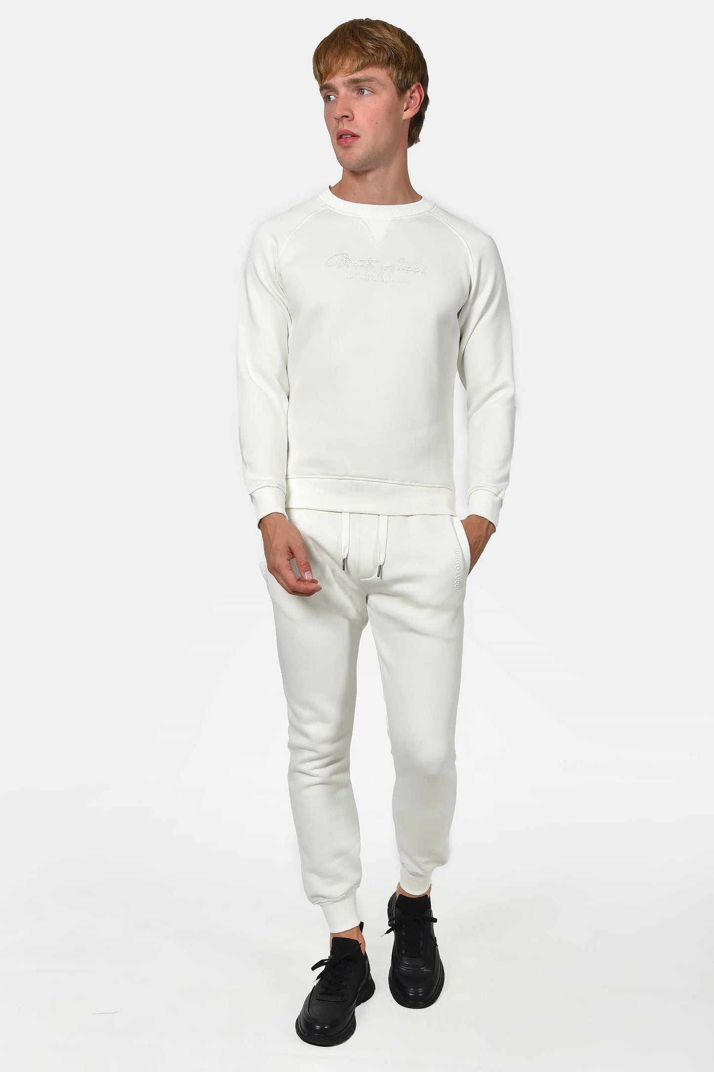 ανδρικό-φούτερ-με-κέντημα-berto-lucci