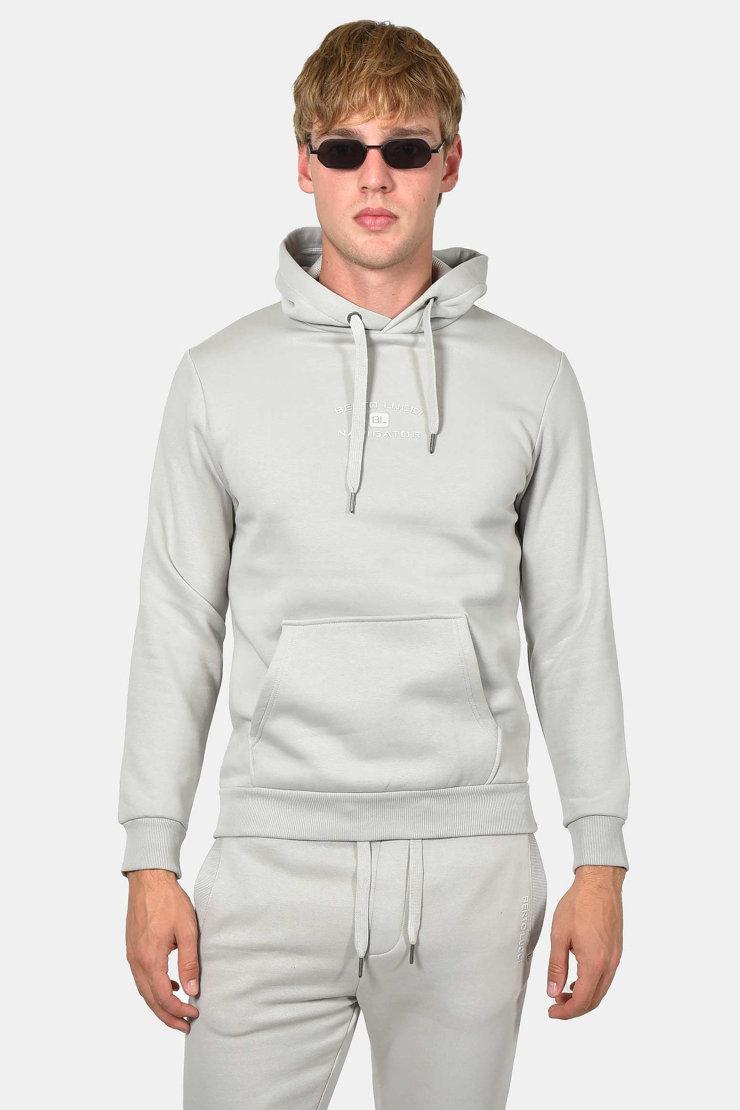 ανδρικό-φούτερ-με-κουκούλα-και-στάμπα-BL-NAVIGATOR