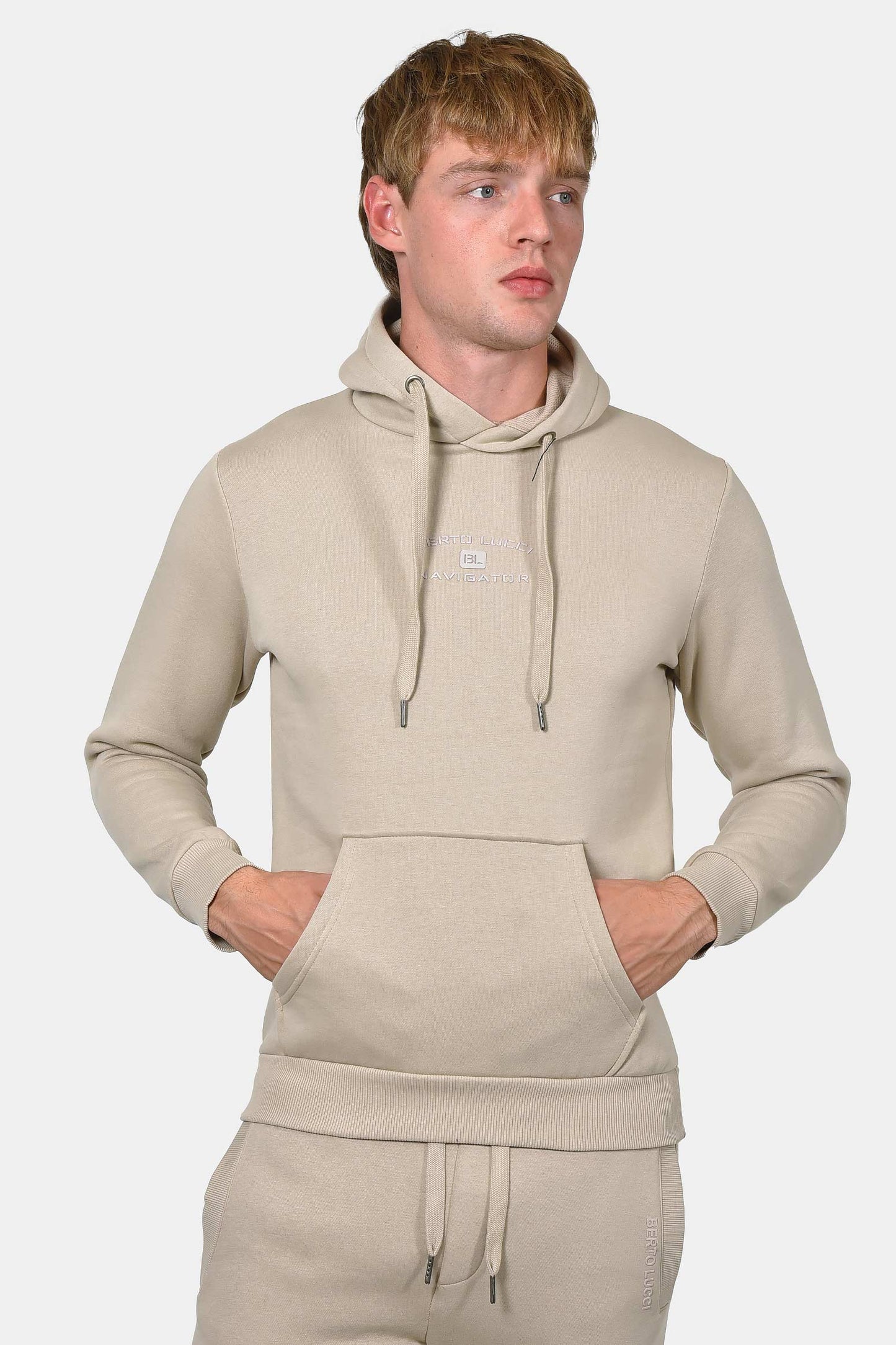 ανδρικό-φούτερ-με-κουκούλα-και-στάμπα-BL-NAVIGATOR