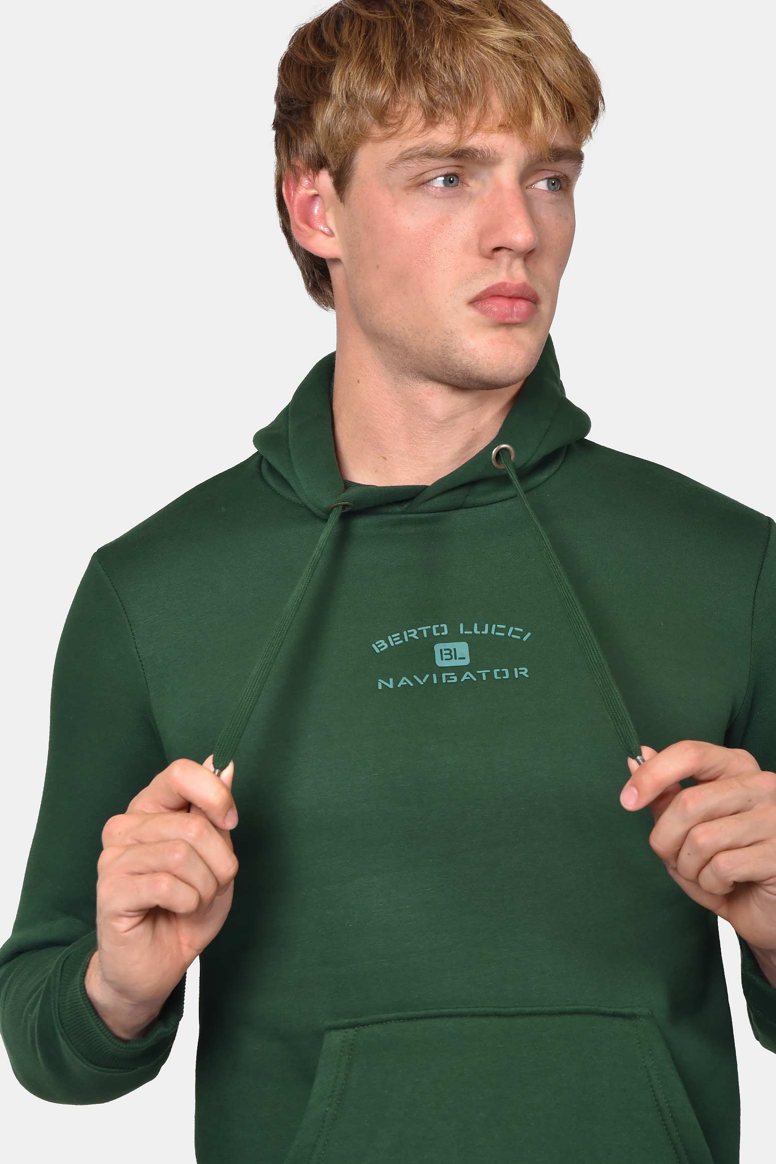 ανδρικό-φούτερ-με-κουκούλα-και-στάμπα-BL-NAVIGATOR