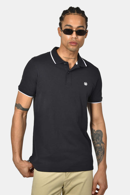 ανδρική-μπλούζα-polo-normal-fit-από-100-βαμβάκι-με-ριγέ-τελειώματα-minimal-logo