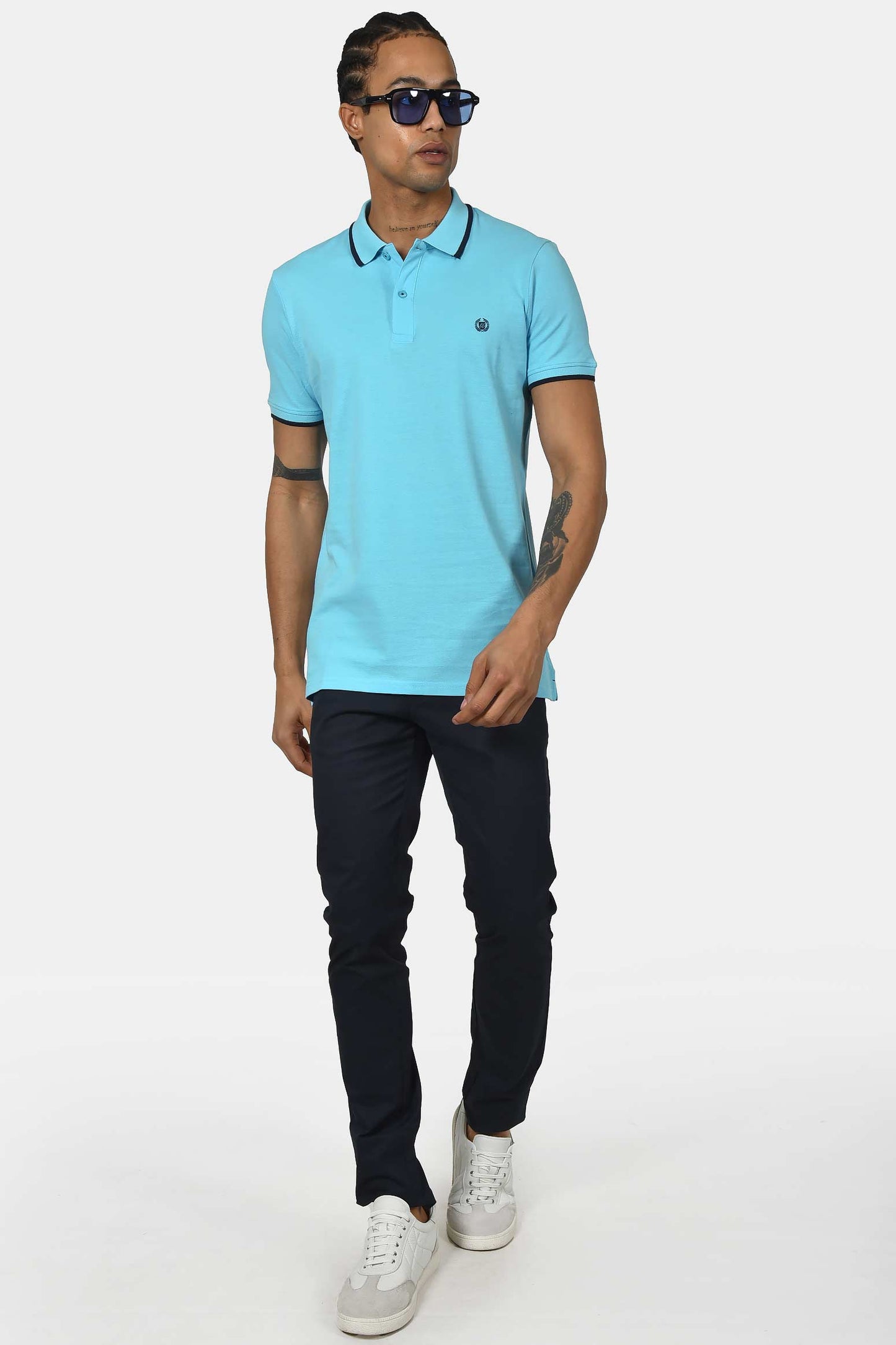 ανδρική-μπλούζα-polo-normal-fit-από-100%-βαμβάκι-με-ριγέ-τελειώματα-&-minimal-logo