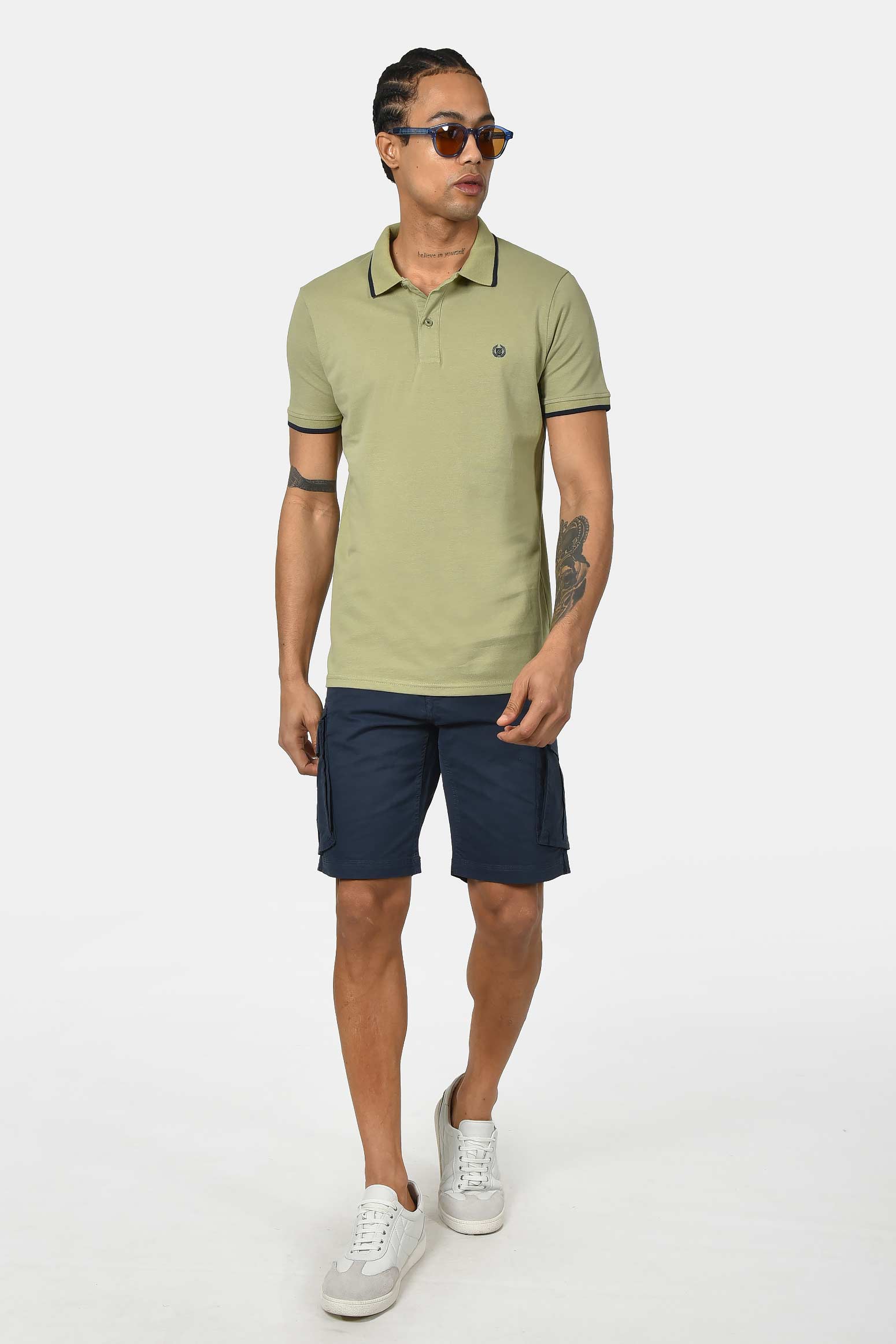 ανδρική-μπλούζα-polo-normal-fit-από-100%-βαμβάκι-με-ριγέ-τελειώματα-&-minimal-logo