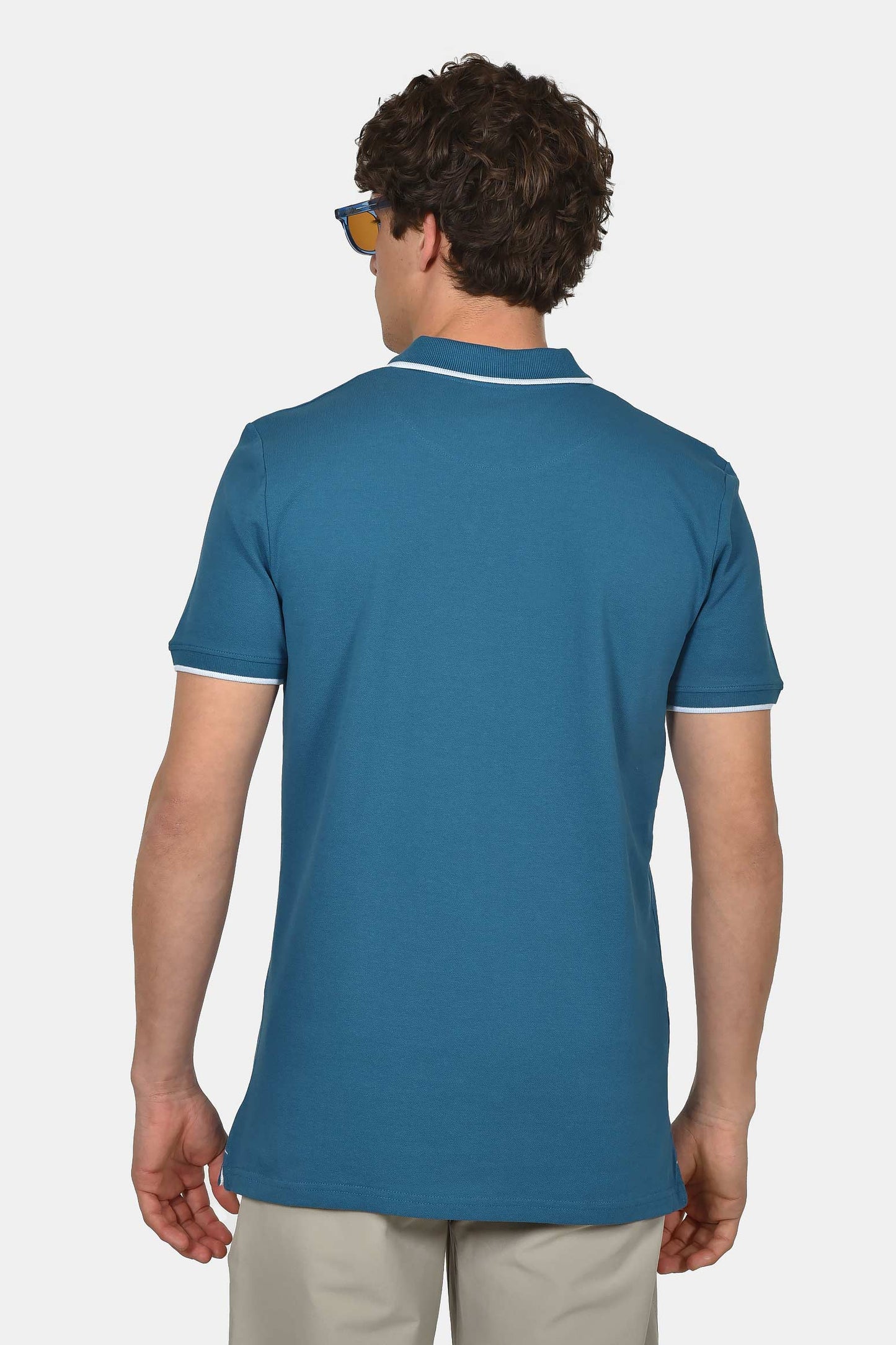 ανδρική-μπλούζα-polo-normal-fit-από-100%-βαμβάκι-με-ριγέ-τελειώματα-&-minimal-logo