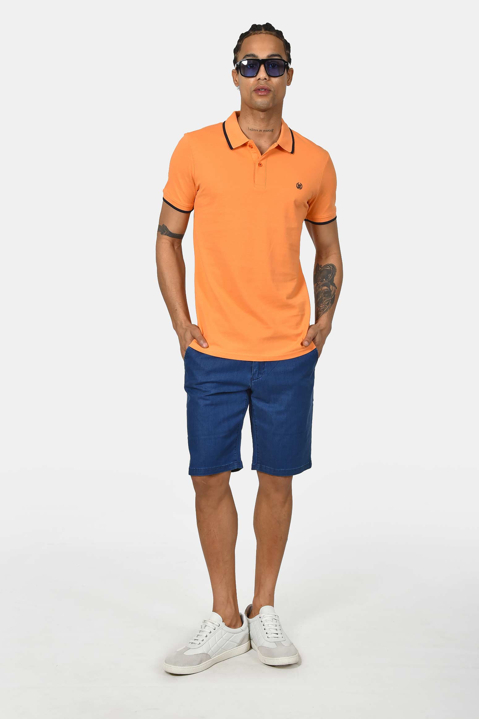 ανδρική-μπλούζα-polo-normal-fit-από-100%-βαμβάκι-με-ριγέ-τελειώματα-&-minimal-logo