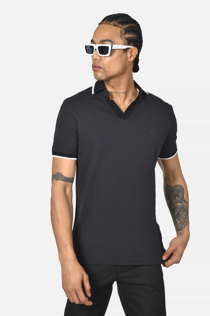 ανδρική-μπλούζα-polo-από-100%-βαμβάκι-normal-fit-με-ανοιχτό-γιακά-και-textured-λεπτομέρεια