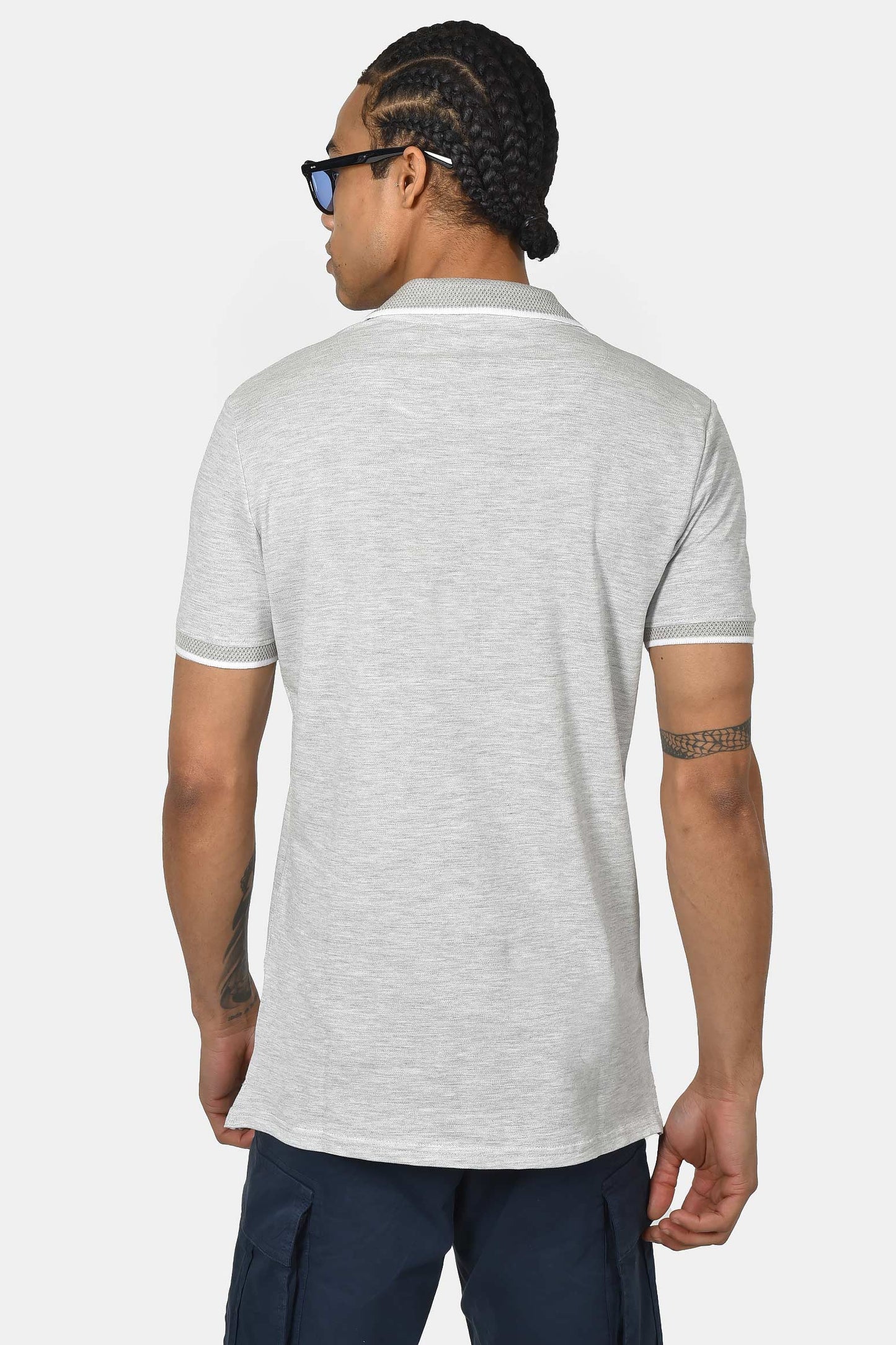 ανδρική-μπλούζα-polo-από-100%-βαμβάκι-normal-fit-με-ανοιχτό-γιακά-και-textured-λεπτομέρεια