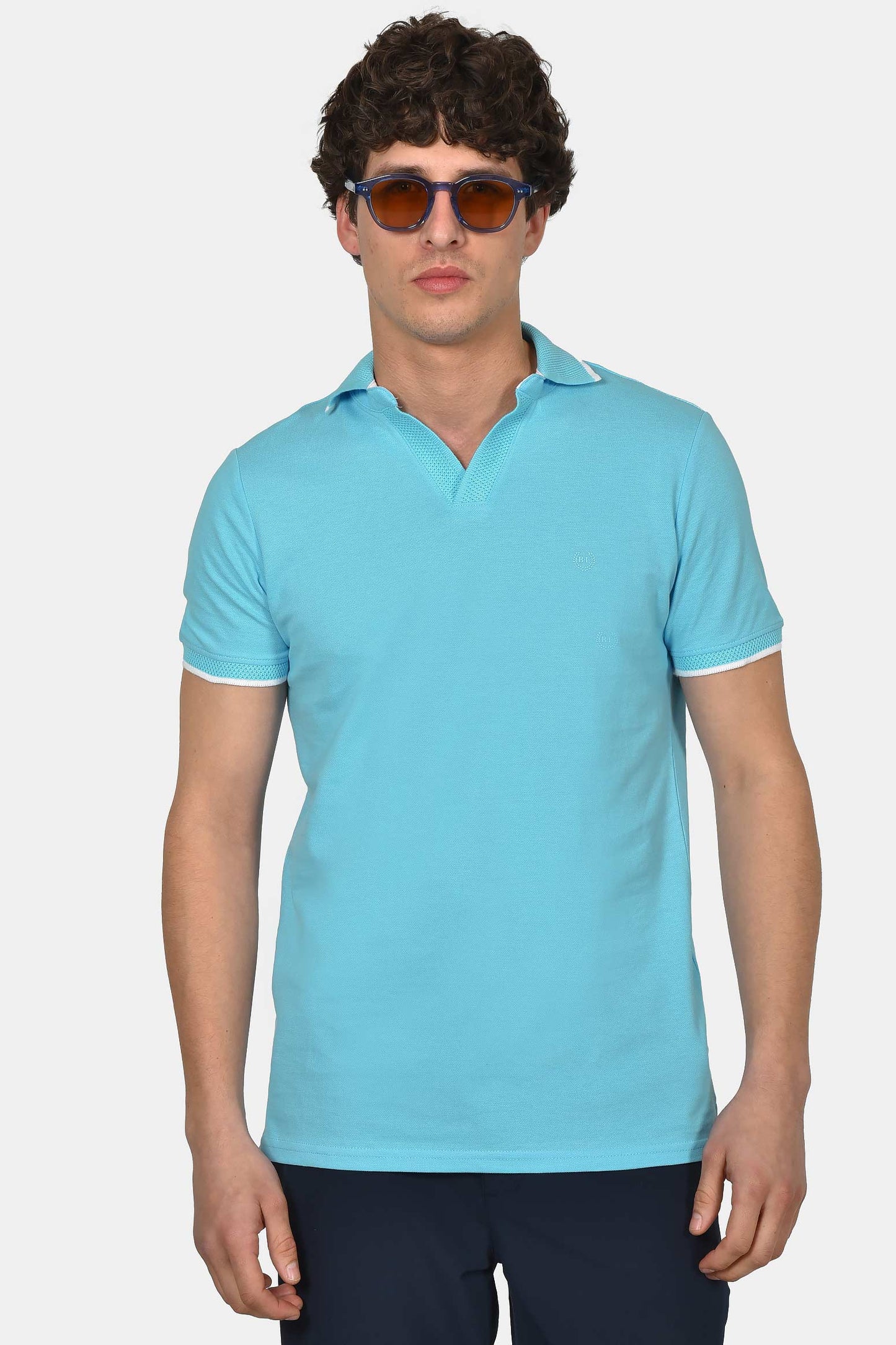 ανδρική-μπλούζα-polo-από-100%-βαμβάκι-normal-fit-με-ανοιχτό-γιακά-και-textured-λεπτομέρεια