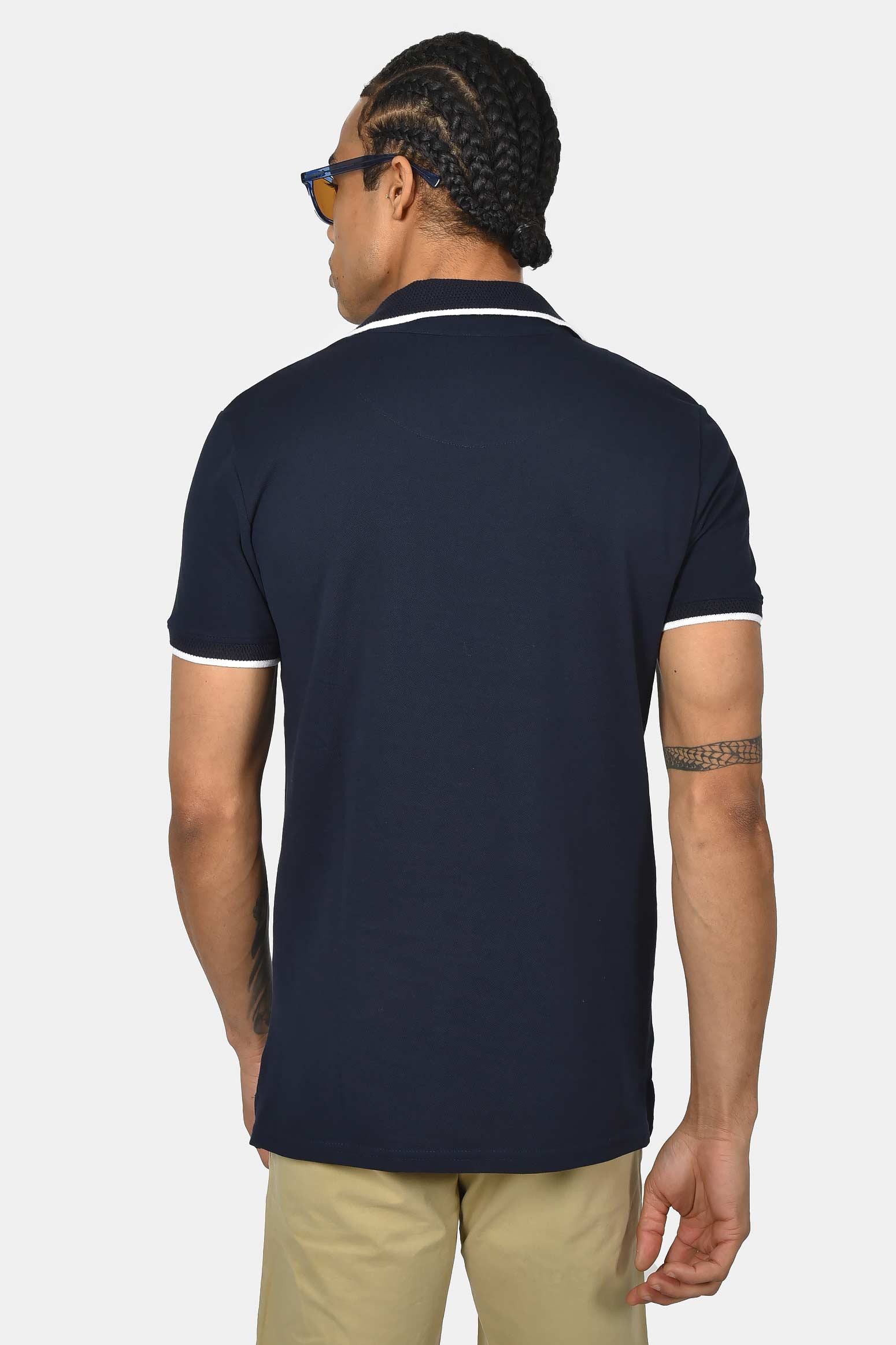 ανδρική-μπλούζα-polo-από-100%-βαμβάκι-normal-fit-με-ανοιχτό-γιακά-και-textured-λεπτομέρεια