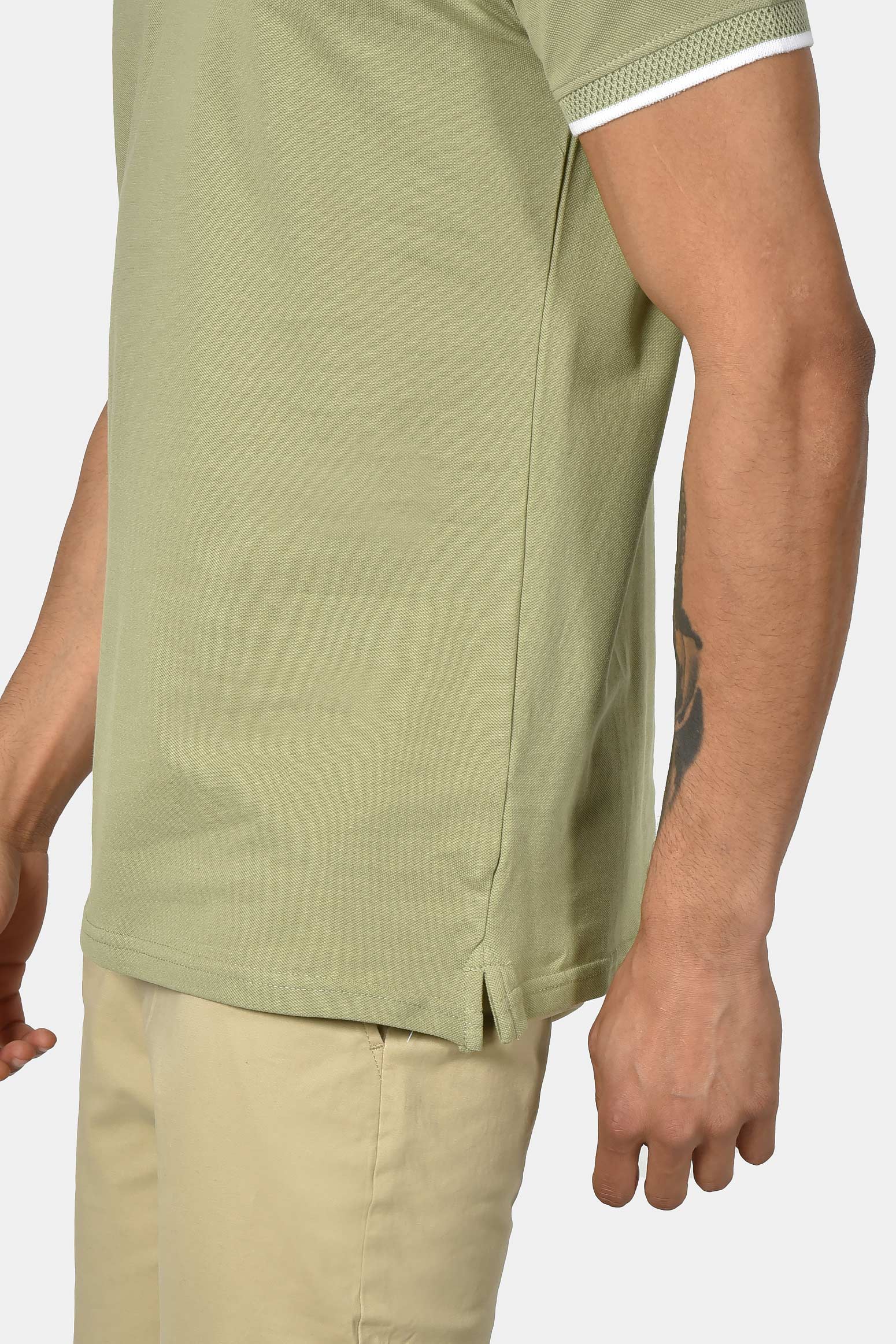 ανδρική-μπλούζα-polo-από-100%-βαμβάκι-normal-fit-με-ανοιχτό-γιακά-και-textured-λεπτομέρεια