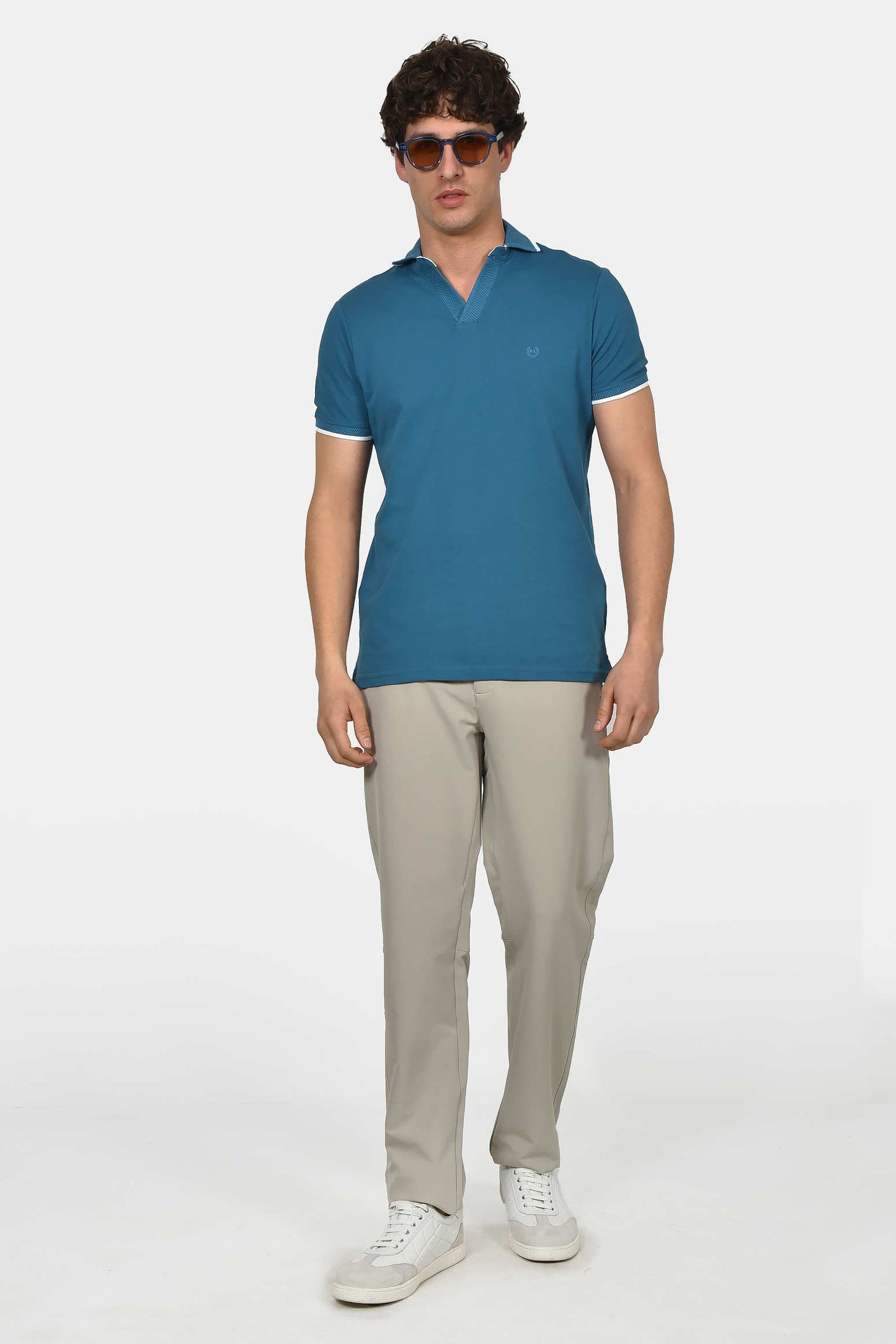 ανδρική-μπλούζα-polo-από-100%-βαμβάκι-normal-fit-με-ανοιχτό-γιακά-και-textured-λεπτομέρεια