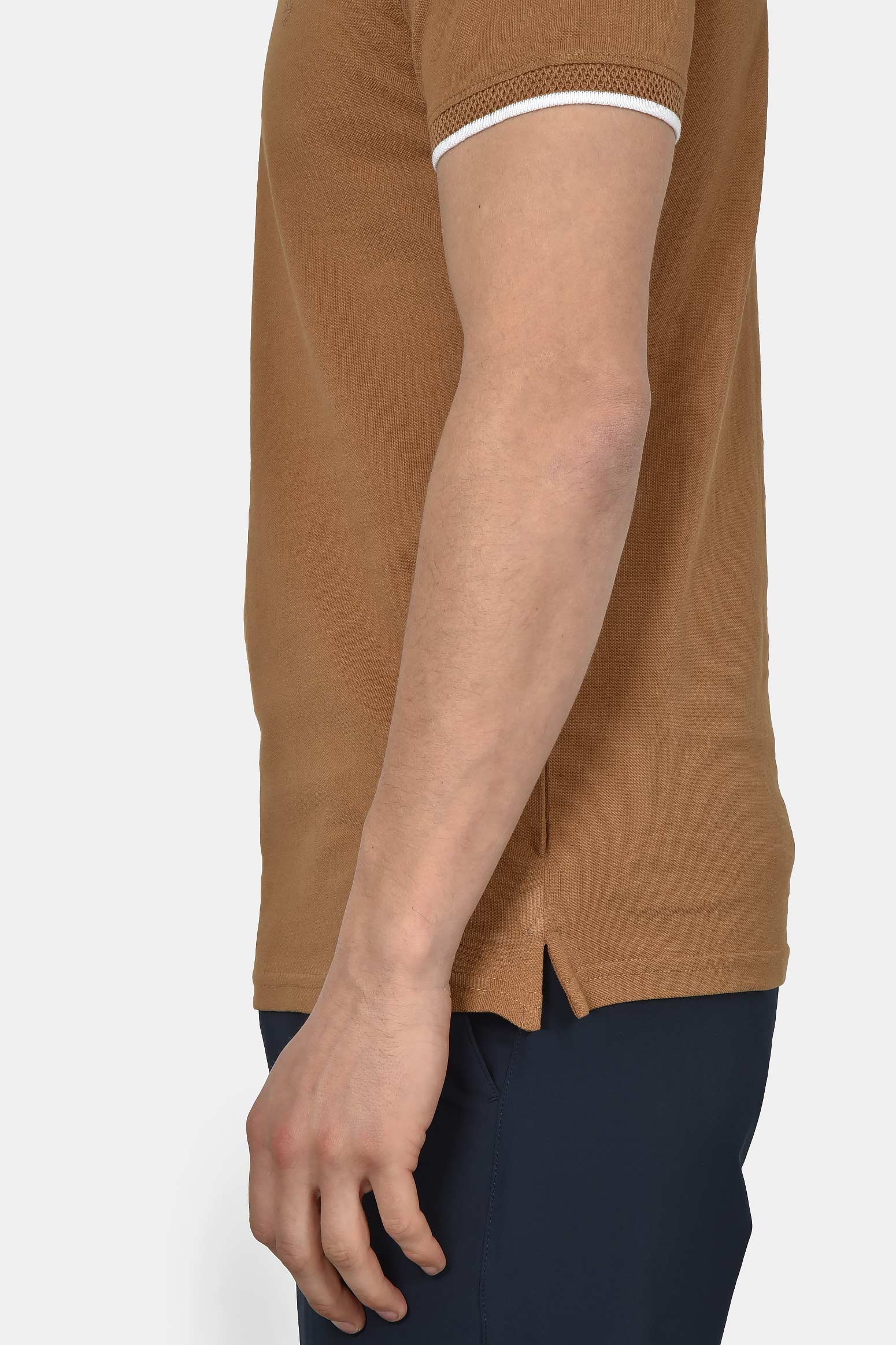 ανδρική-μπλούζα-polo-από-100%-βαμβάκι-normal-fit-με-ανοιχτό-γιακά-και-textured-λεπτομέρεια