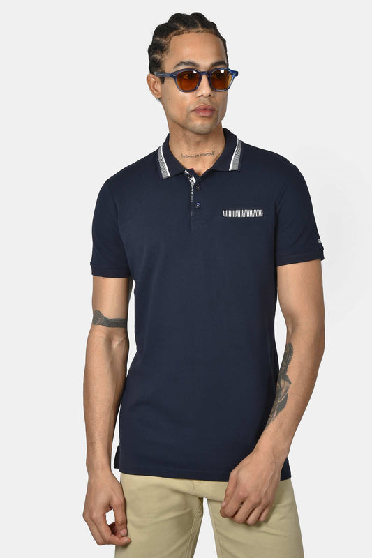 ανδρική-μπλούζα-polo-normal-fit-από-100%-βαμβάκι-με-διακριτικές-ρίγες-στον-γιακά