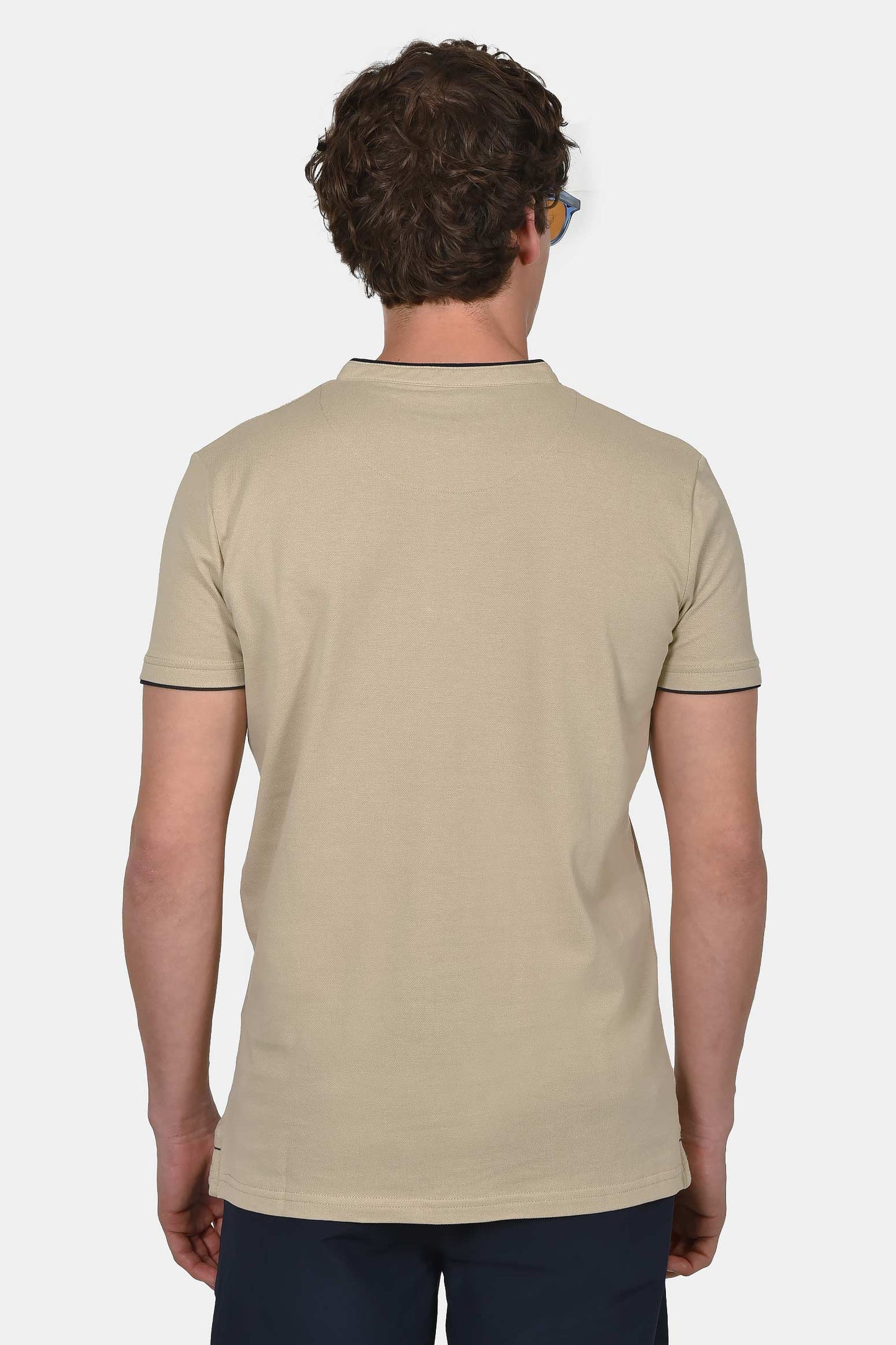 ανδρική-μπλούζα-polo-normal-fit-100%-βαμβακερή-με-mao-γιακά-άνεση-&-μοντέρνο-minimal-στυλ