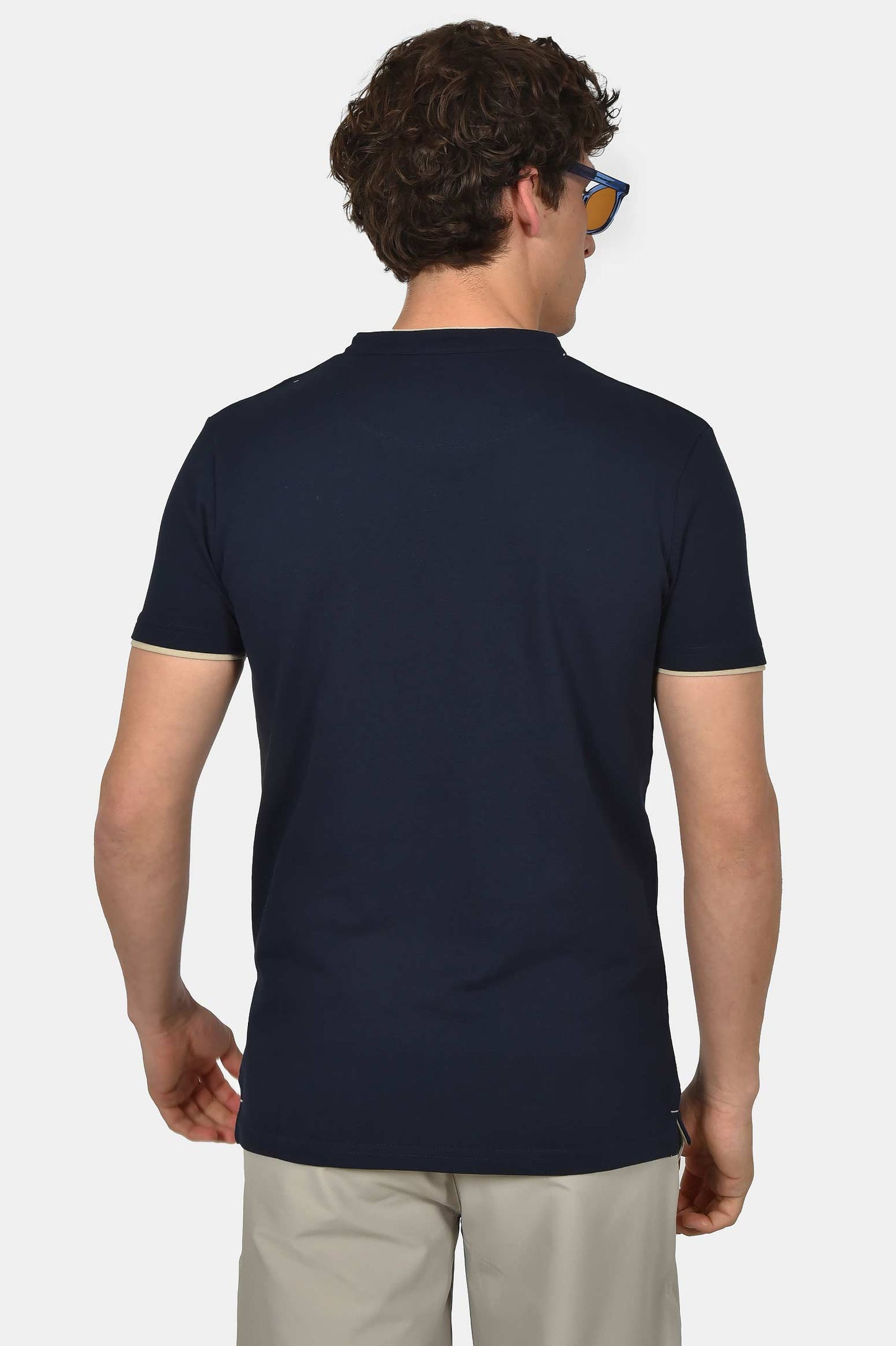 ανδρική-μπλούζα-polo-normal-fit-100%-βαμβακερή-με-mao-γιακά-άνεση-&-μοντέρνο-minimal-στυλ