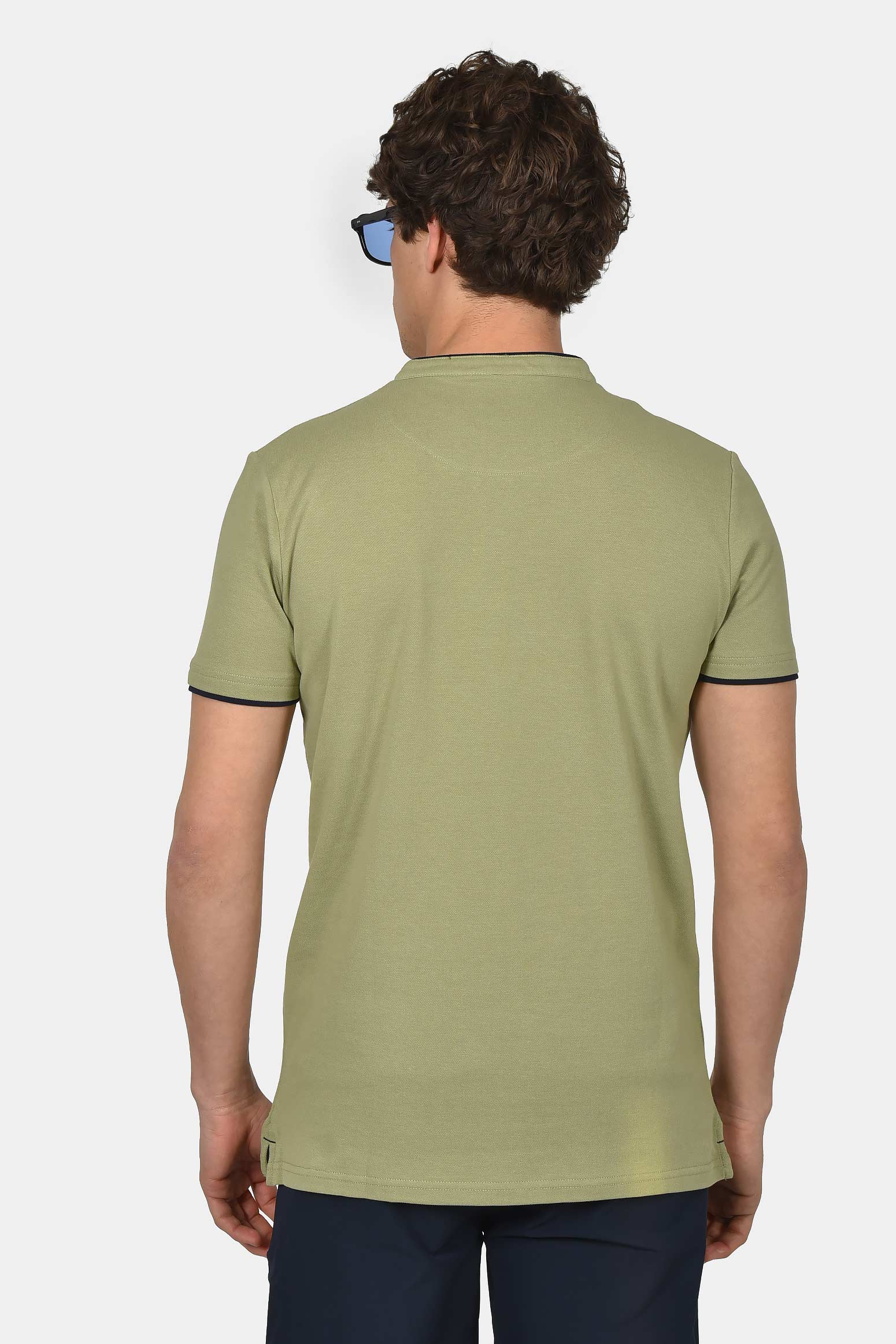 ανδρική-μπλούζα-polo-normal-fit-100%-βαμβακερή-με-mao-γιακά-άνεση-&-μοντέρνο-minimal-στυλ
