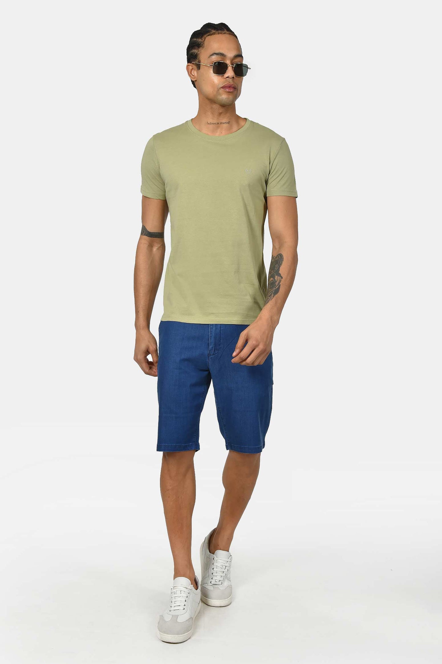 ανδρικό-t-shirt-normal-fit-από-100%-βαμβάκι-με-καθαρή-minimal-γραμμή